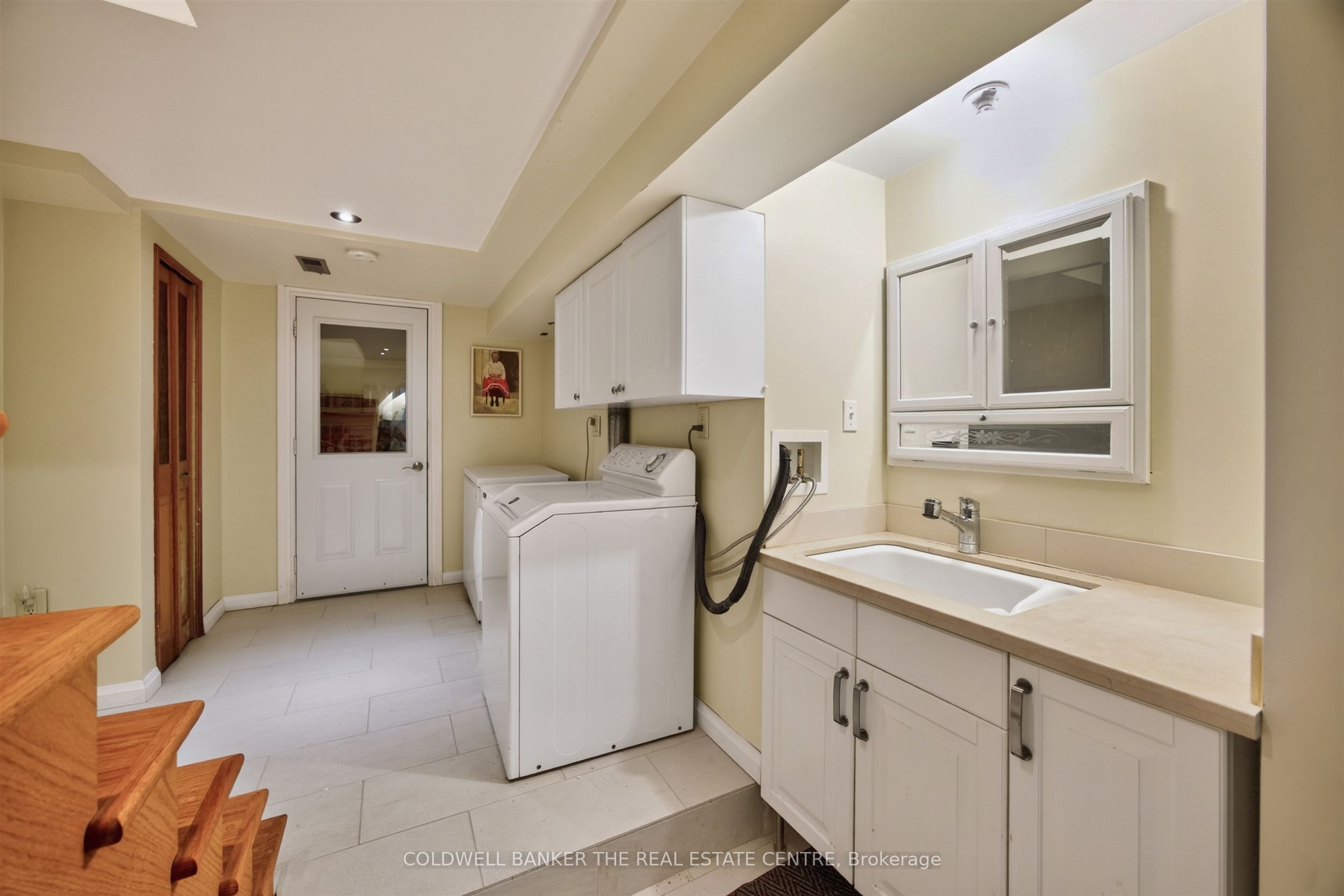 15 Craiglee Drive Property Photo 32