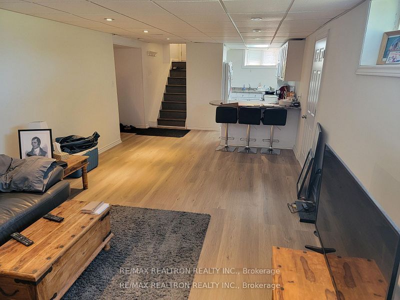 607 Stevenson Road N Property Photo 14