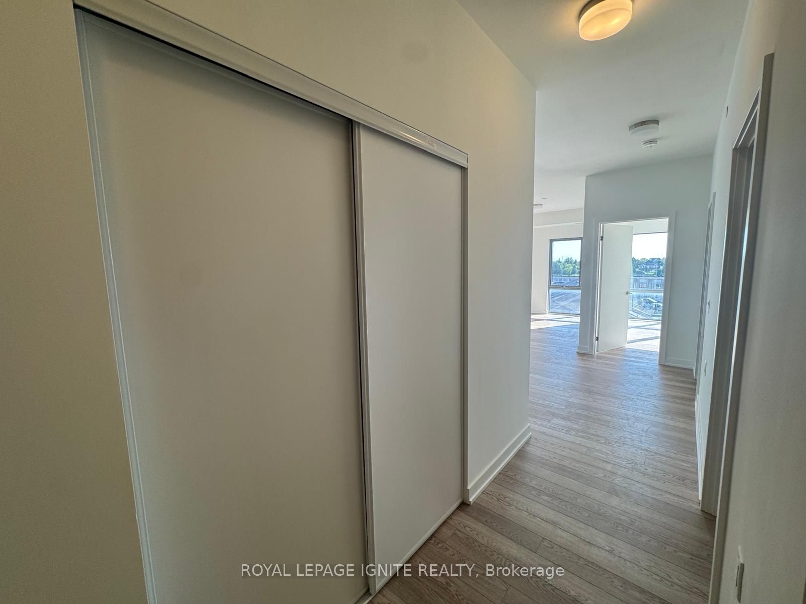 51 Clarington Boulevard 622 Property Photo 13