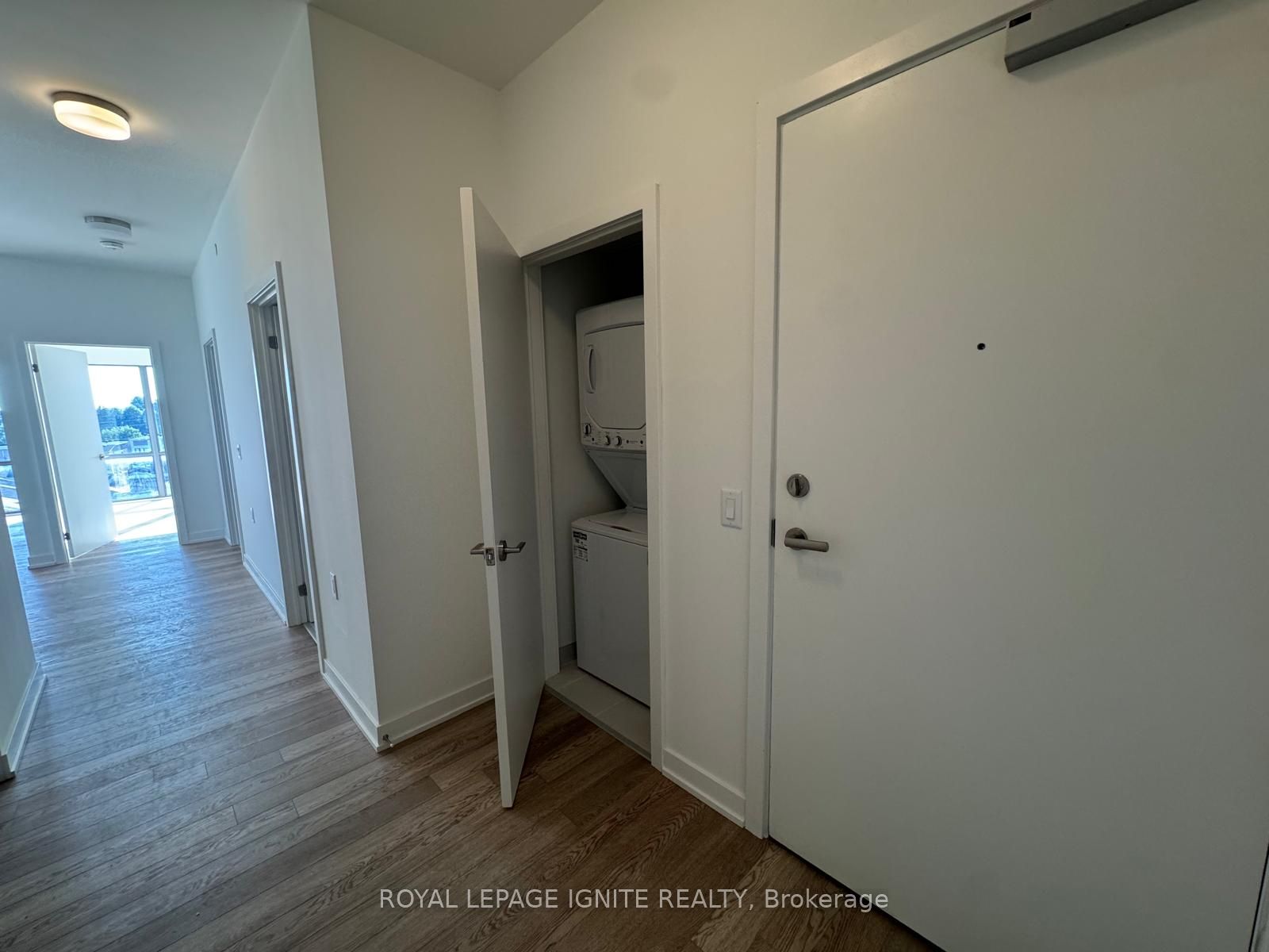 51 Clarington Boulevard 622 Property Photo 15