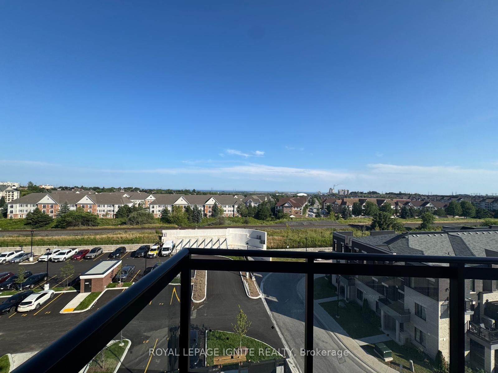 51 Clarington Boulevard 622 Property Photo 23