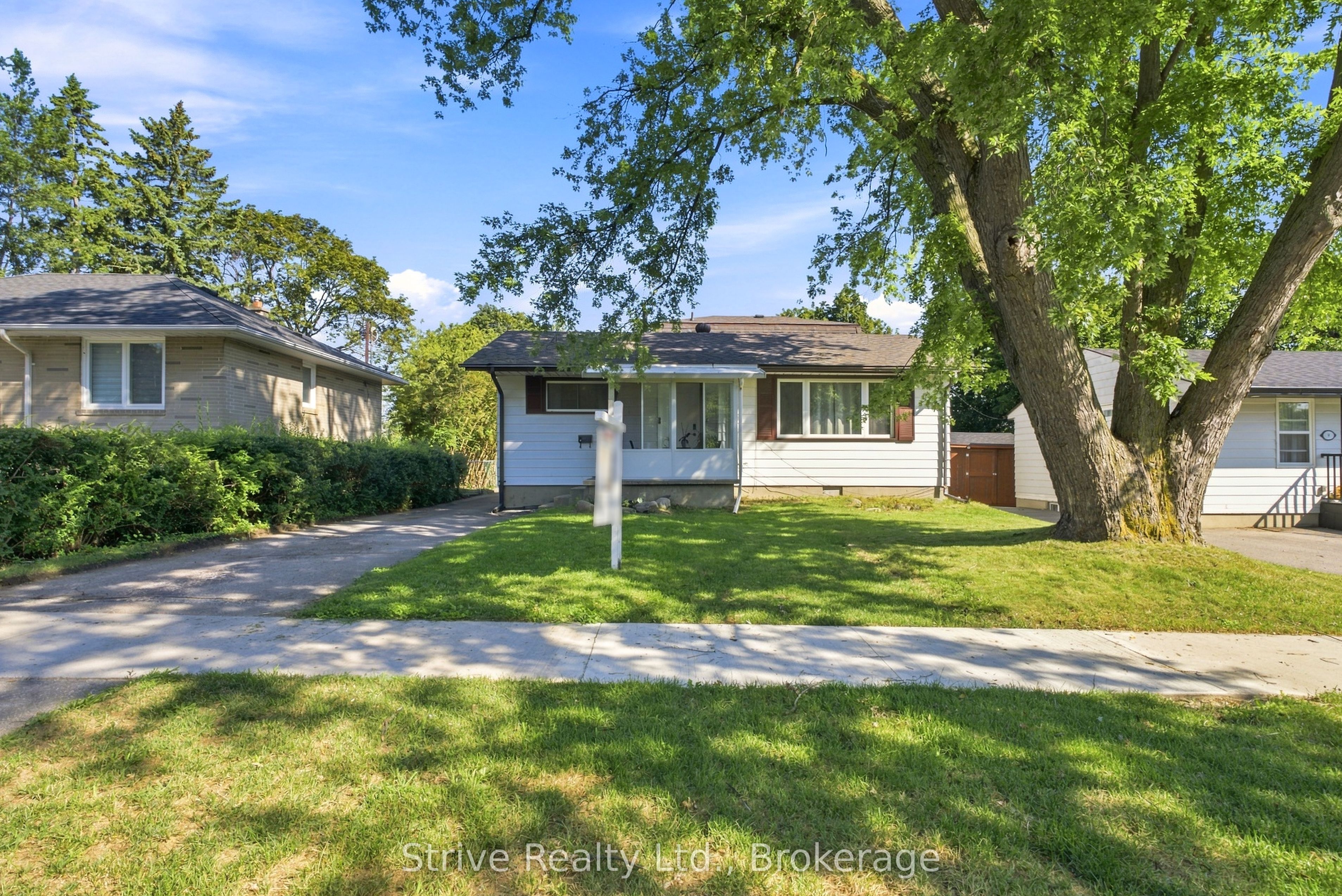 7 Admiral Road Property Photo 3