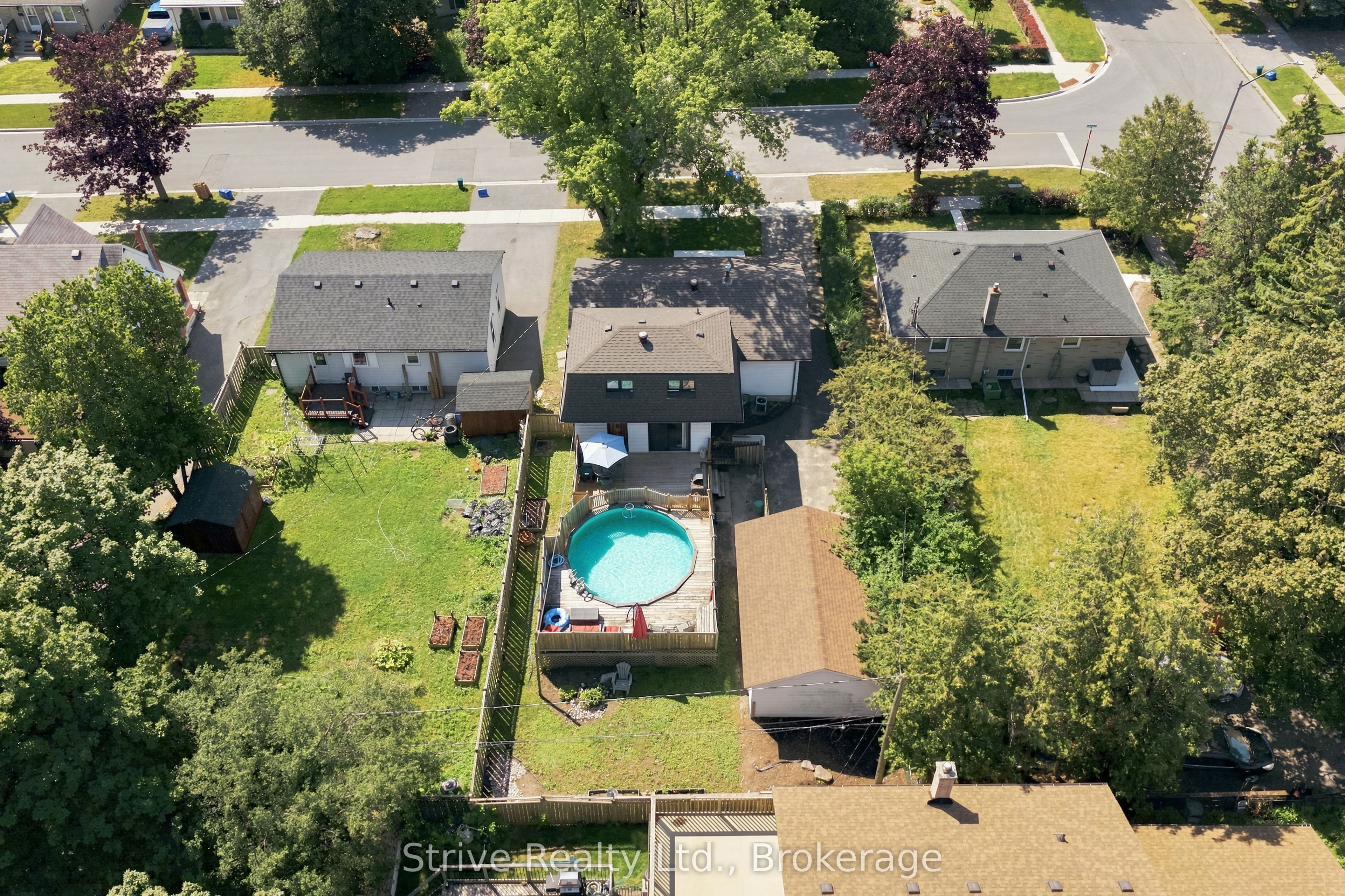 7 Admiral Road Property Photo 6