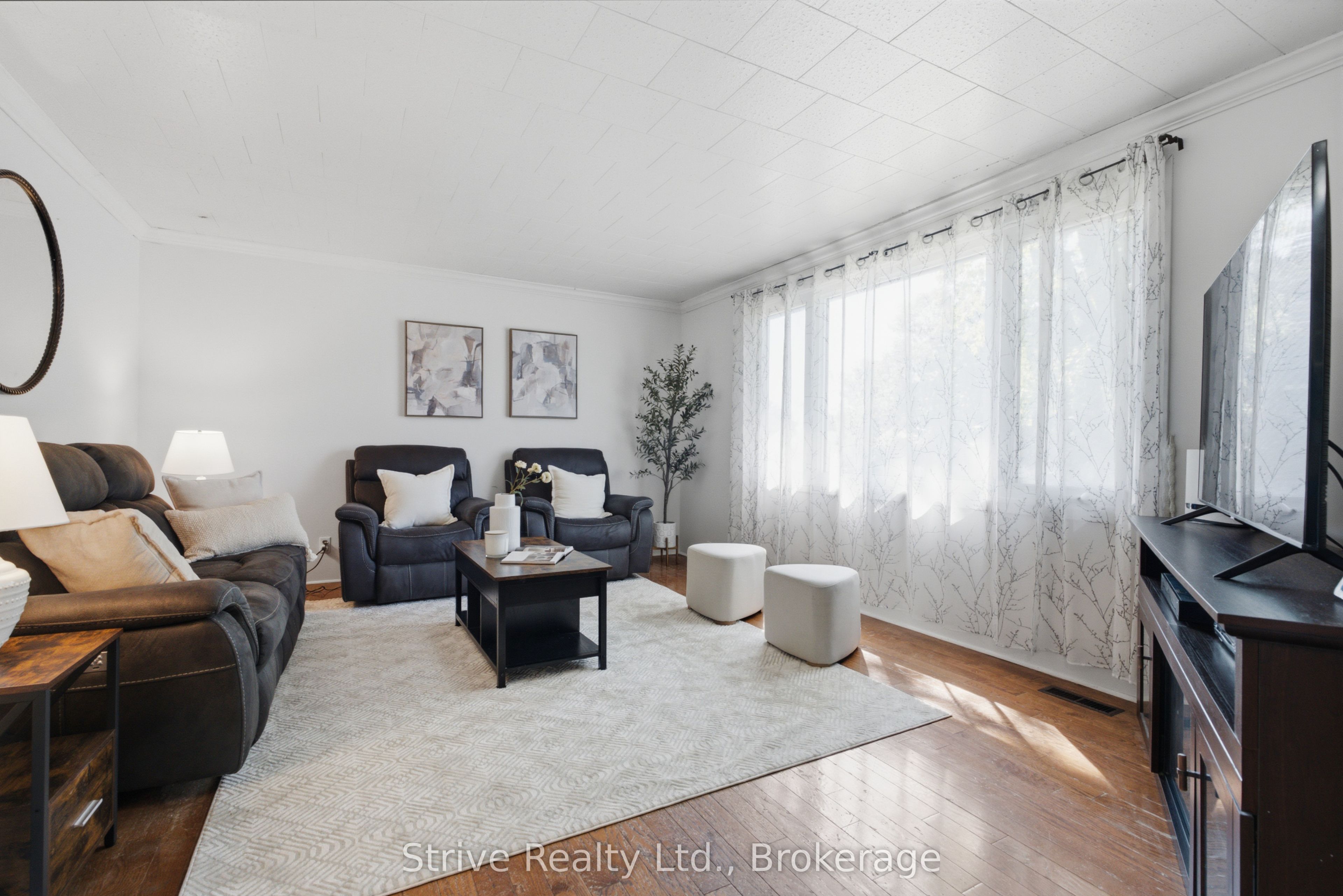 7 Admiral Road Property Photo 9