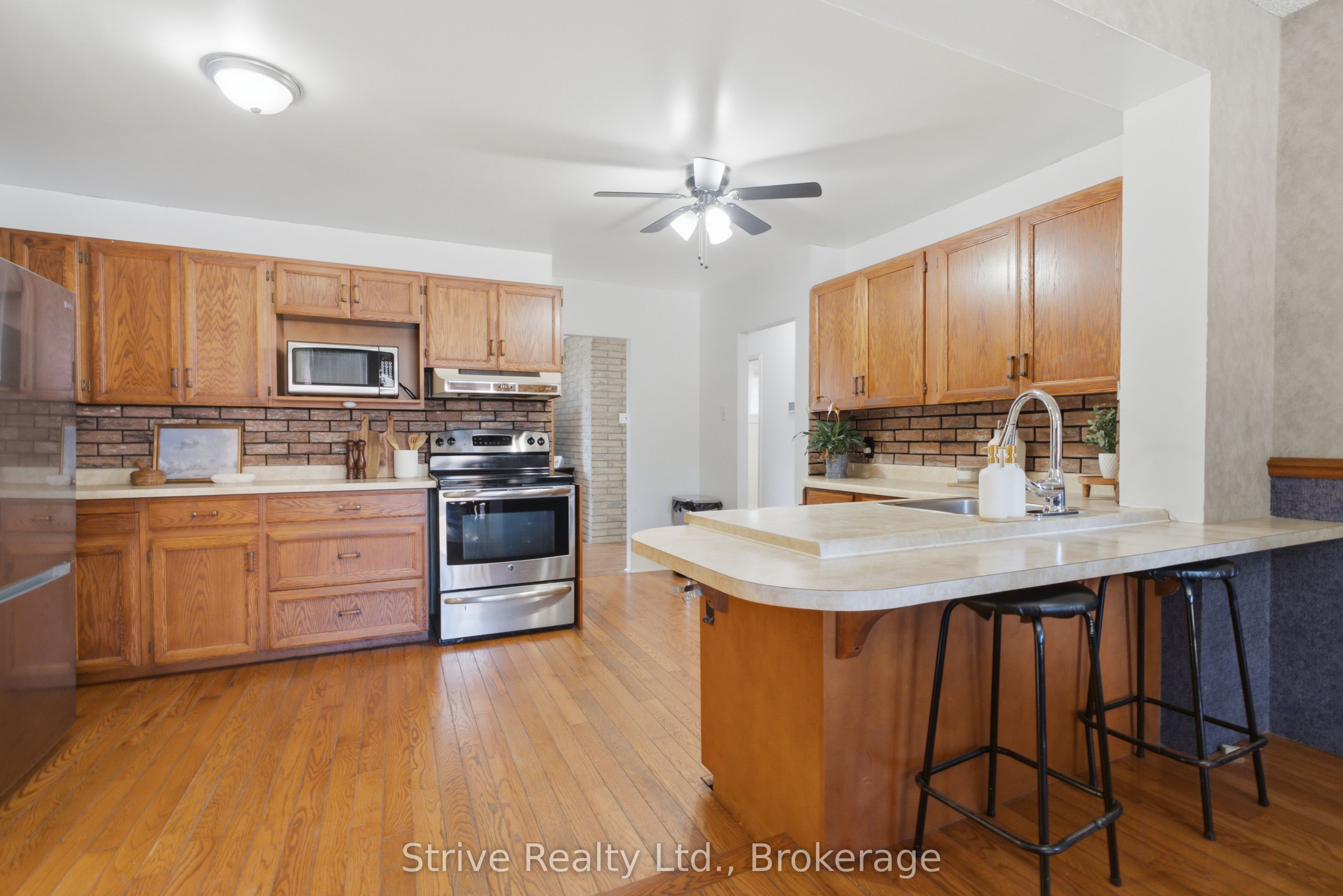 7 Admiral Road Property Photo 13