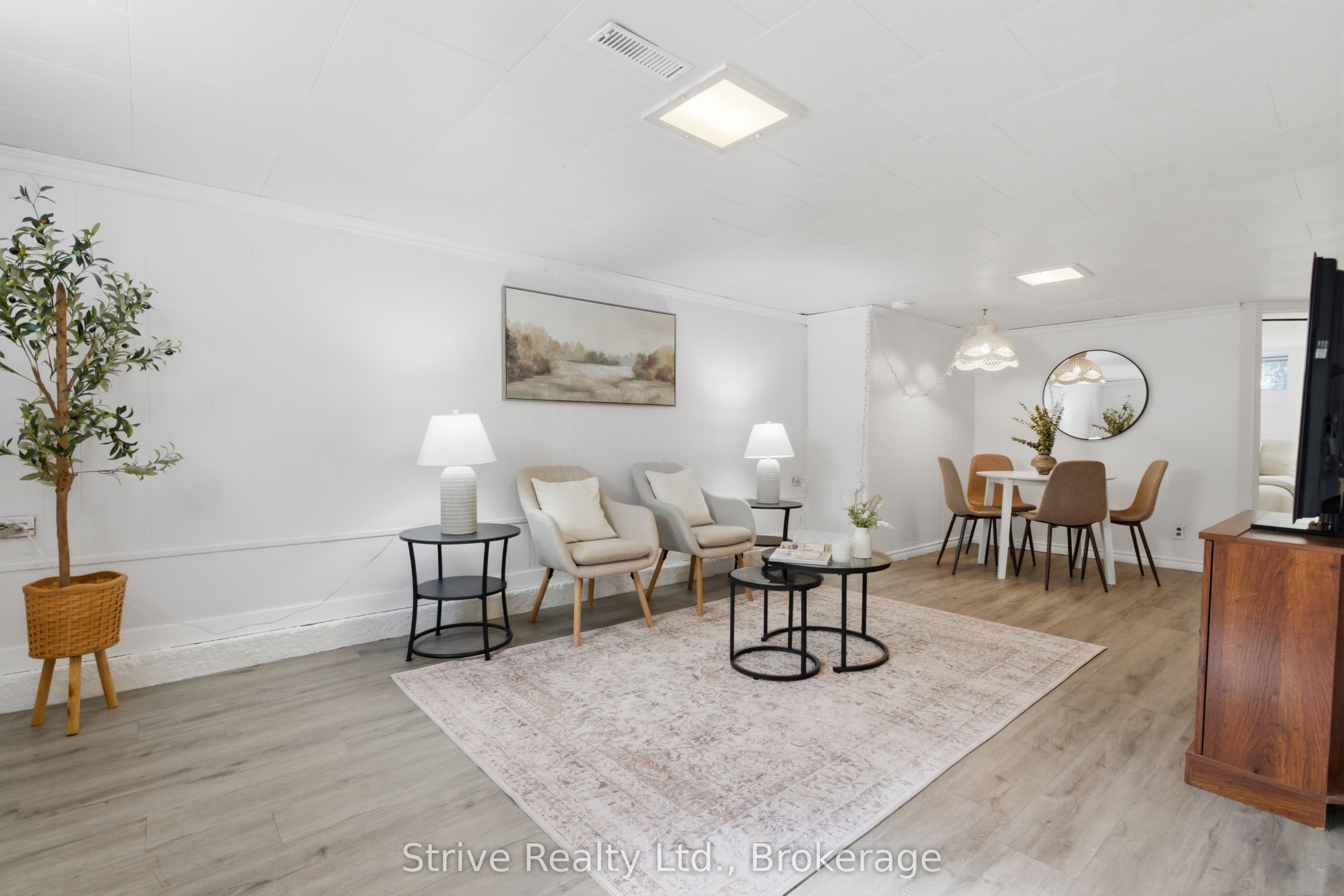 7 Admiral Road Property Photo 23