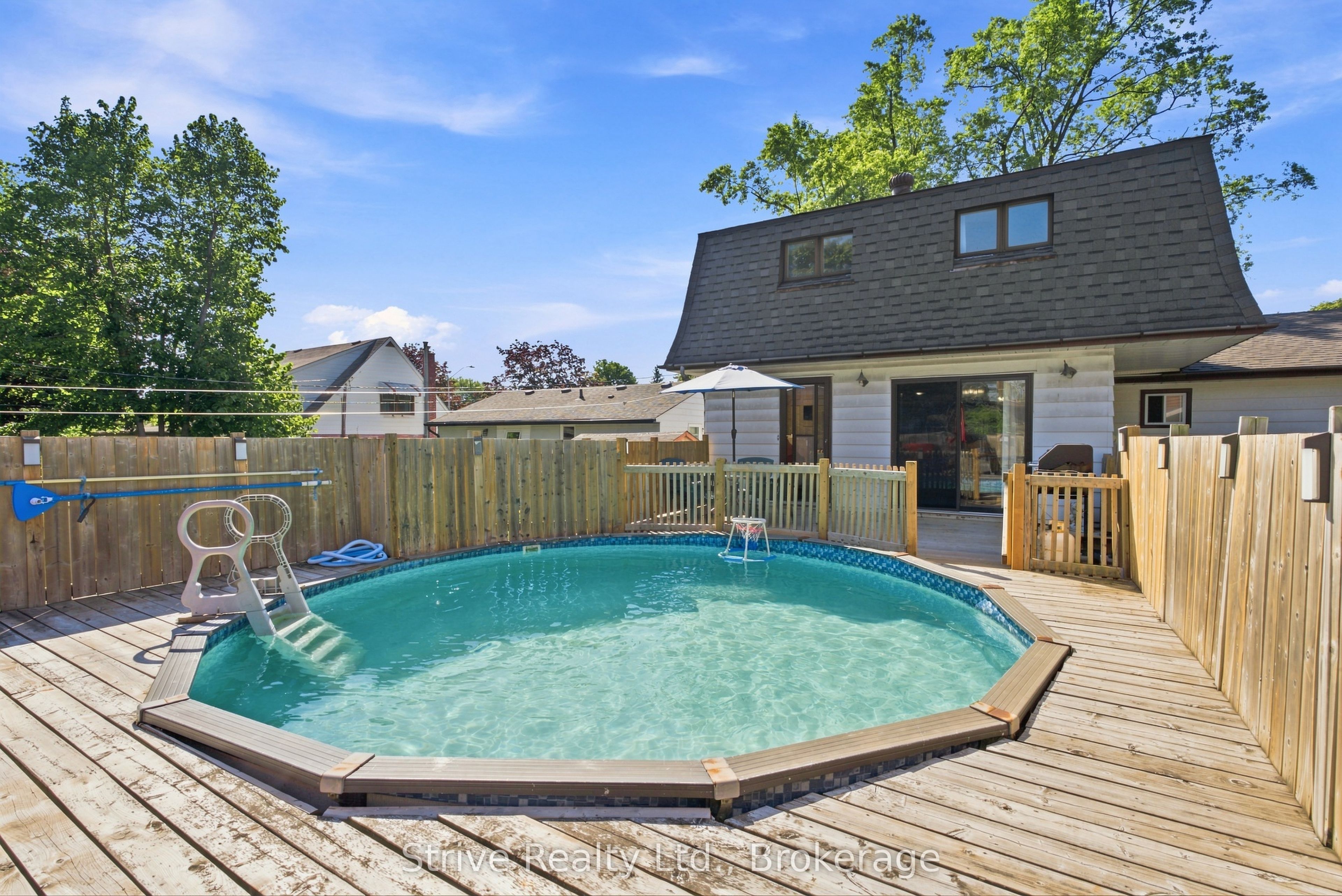 7 Admiral Road Property Photo 35