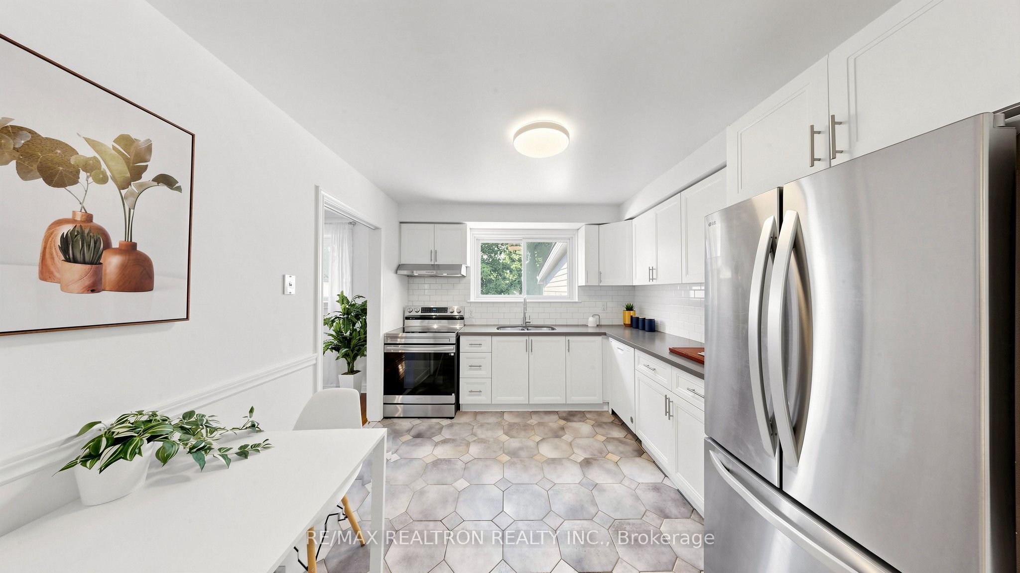 229 Chartland Boulevard S Property Photo 15