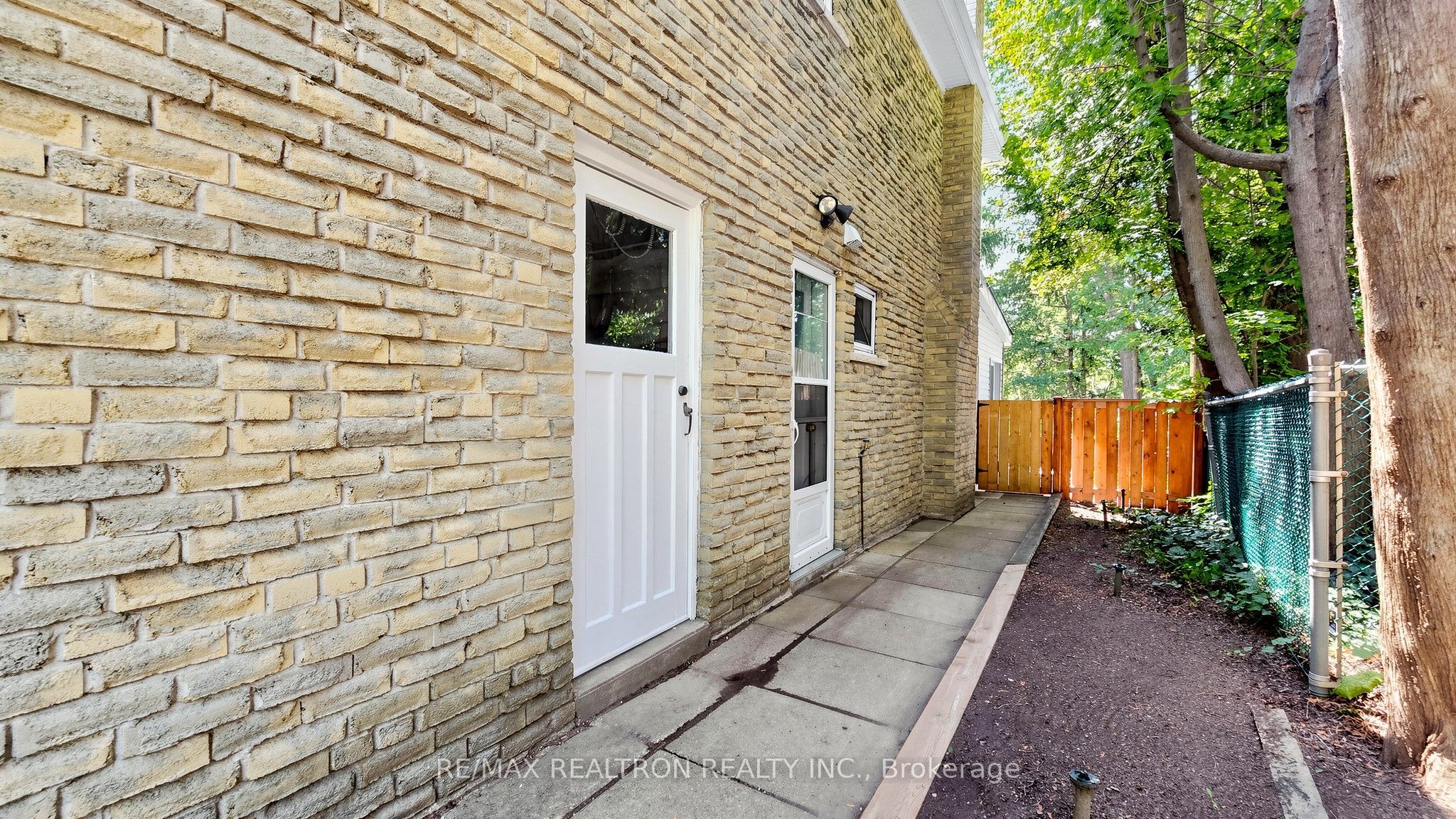 229 Chartland Boulevard S Property Photo 41