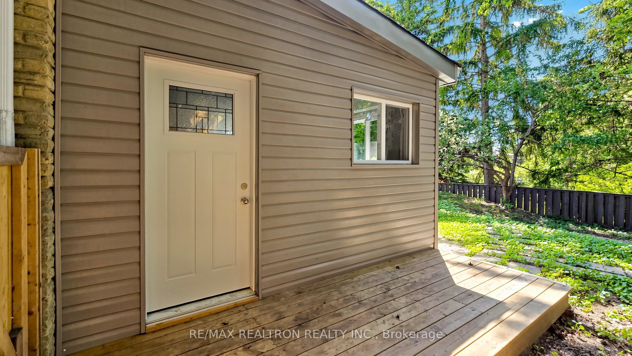 229 Chartland Boulevard S Property Photo 44