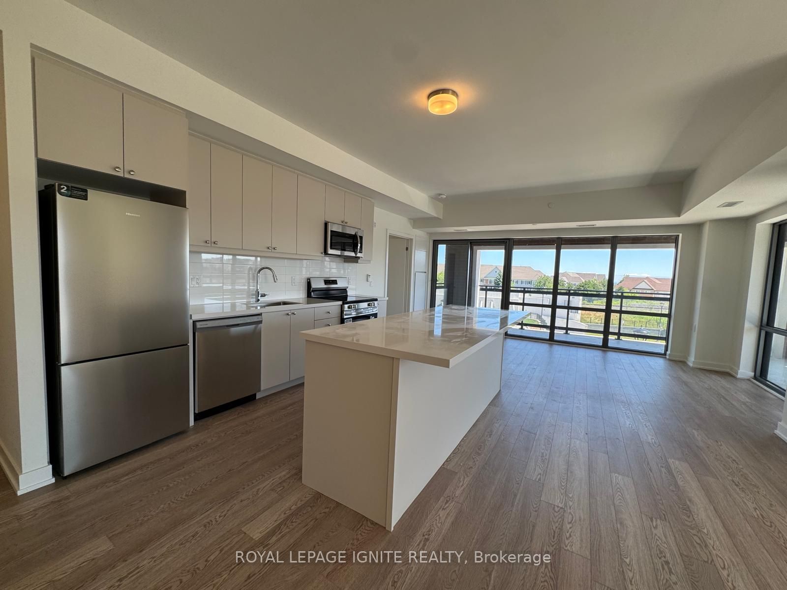51 Clarington Boulevard 322 Property Photo 10