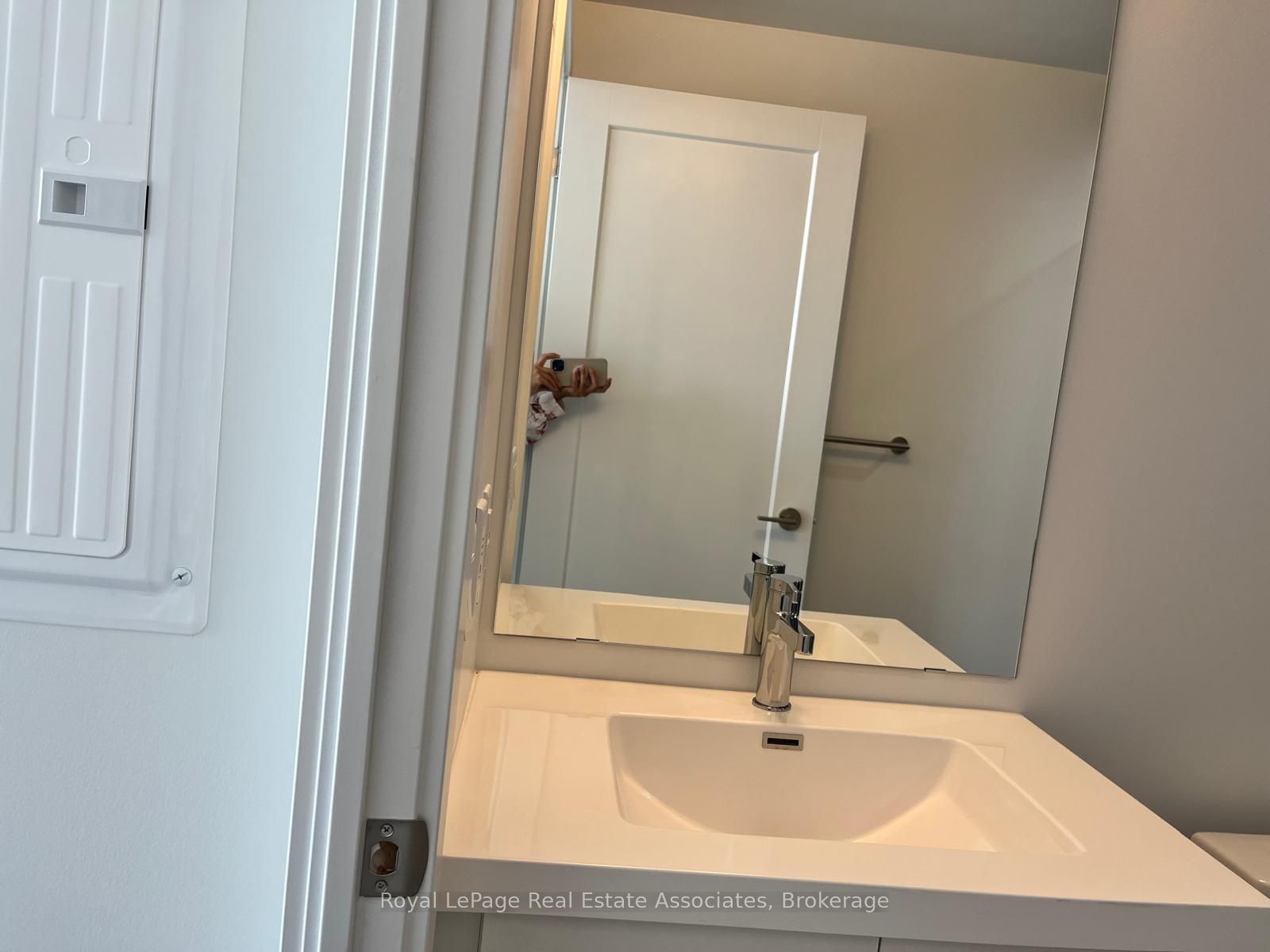 2545 Simcoe Street N 925 Property Photo 32