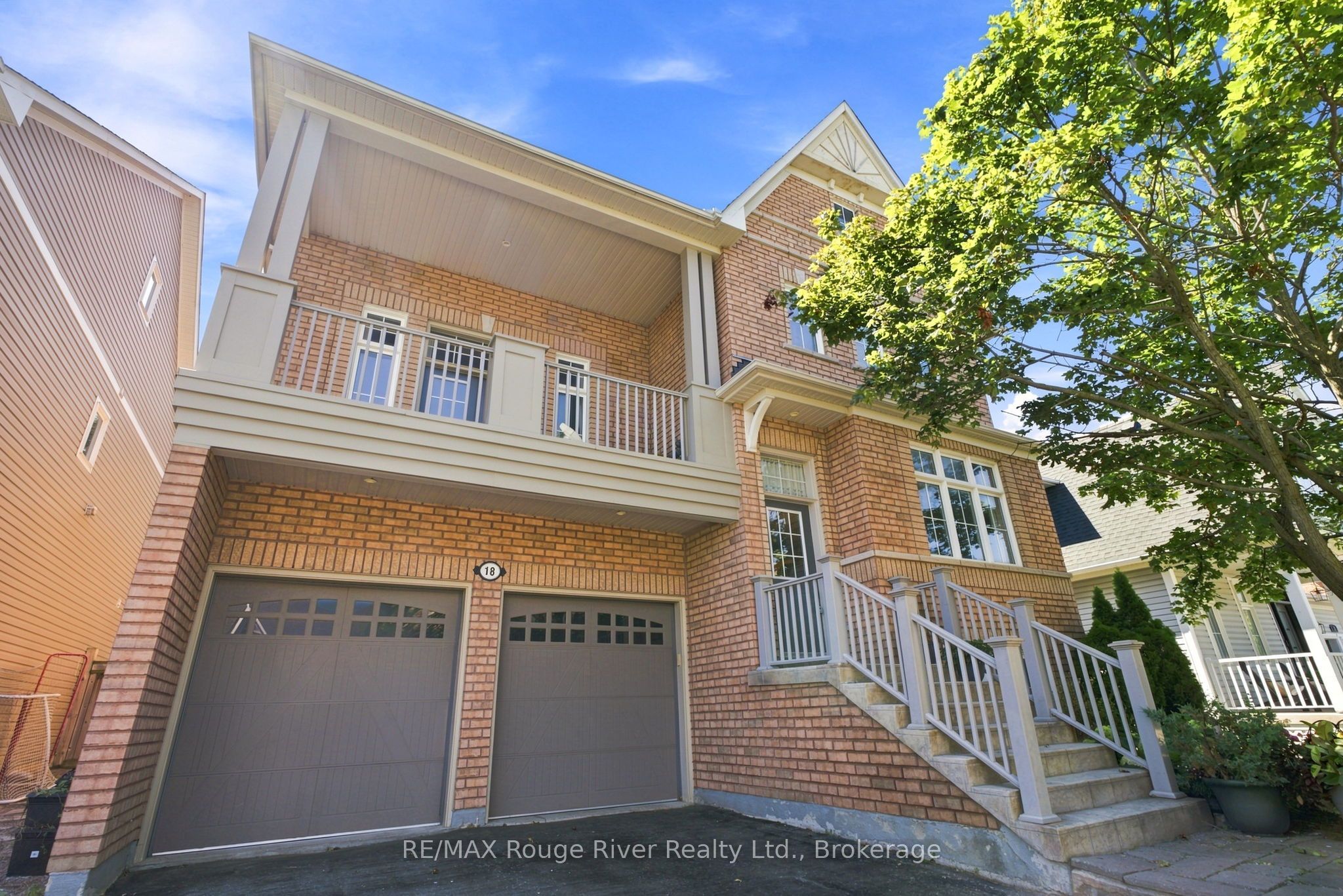 18 Rainbow Crescent Property Photo 1
