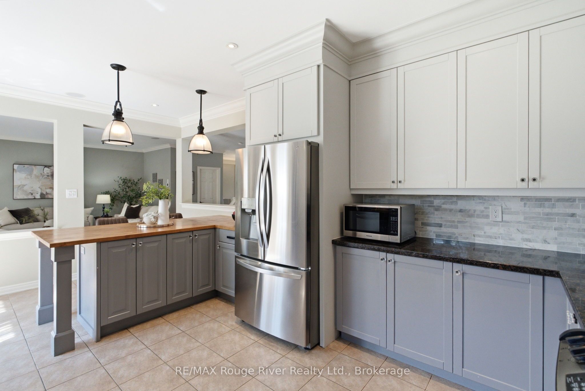 18 Rainbow Crescent Property Photo 14