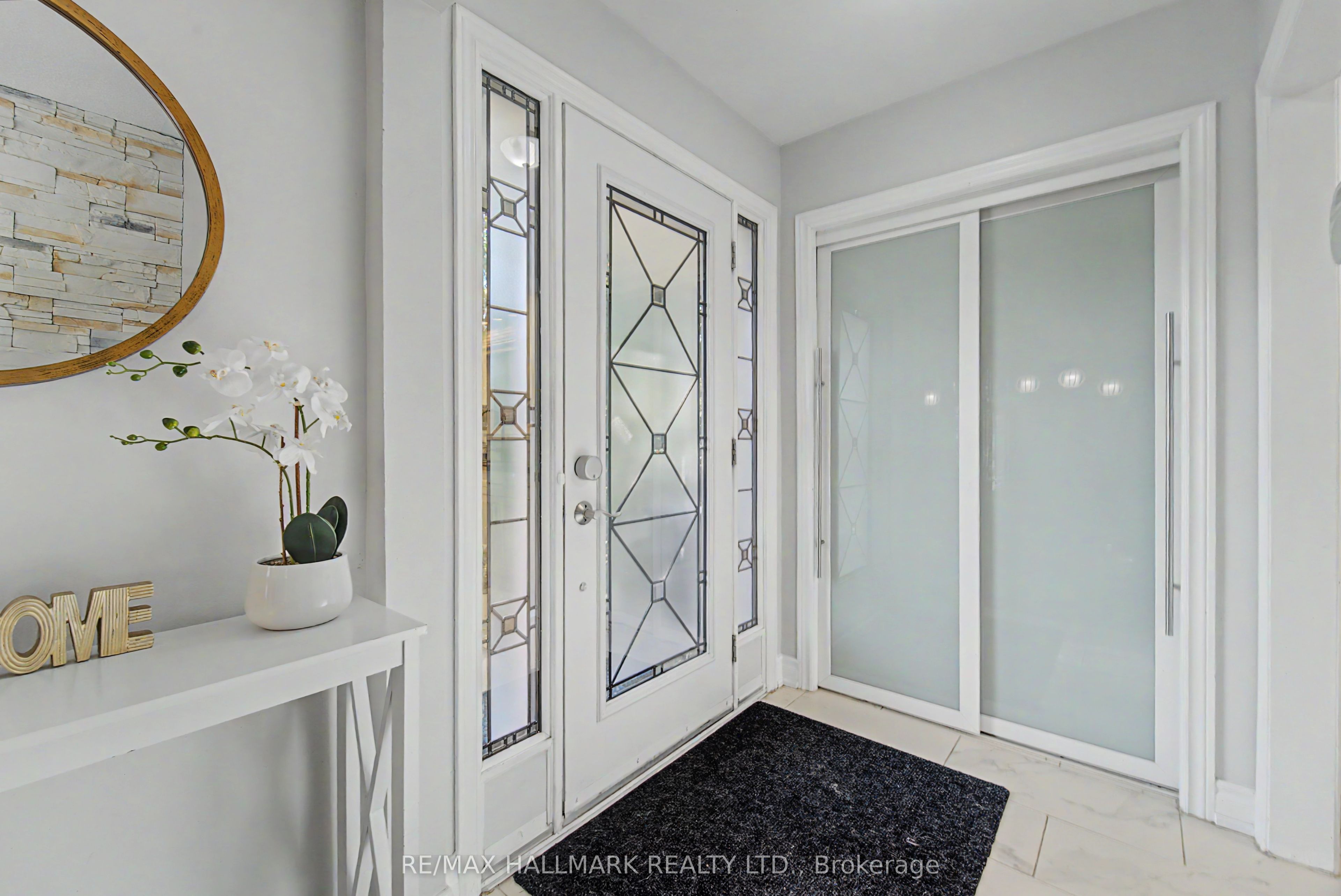 117 Clappison Boulevard Property Photo 4