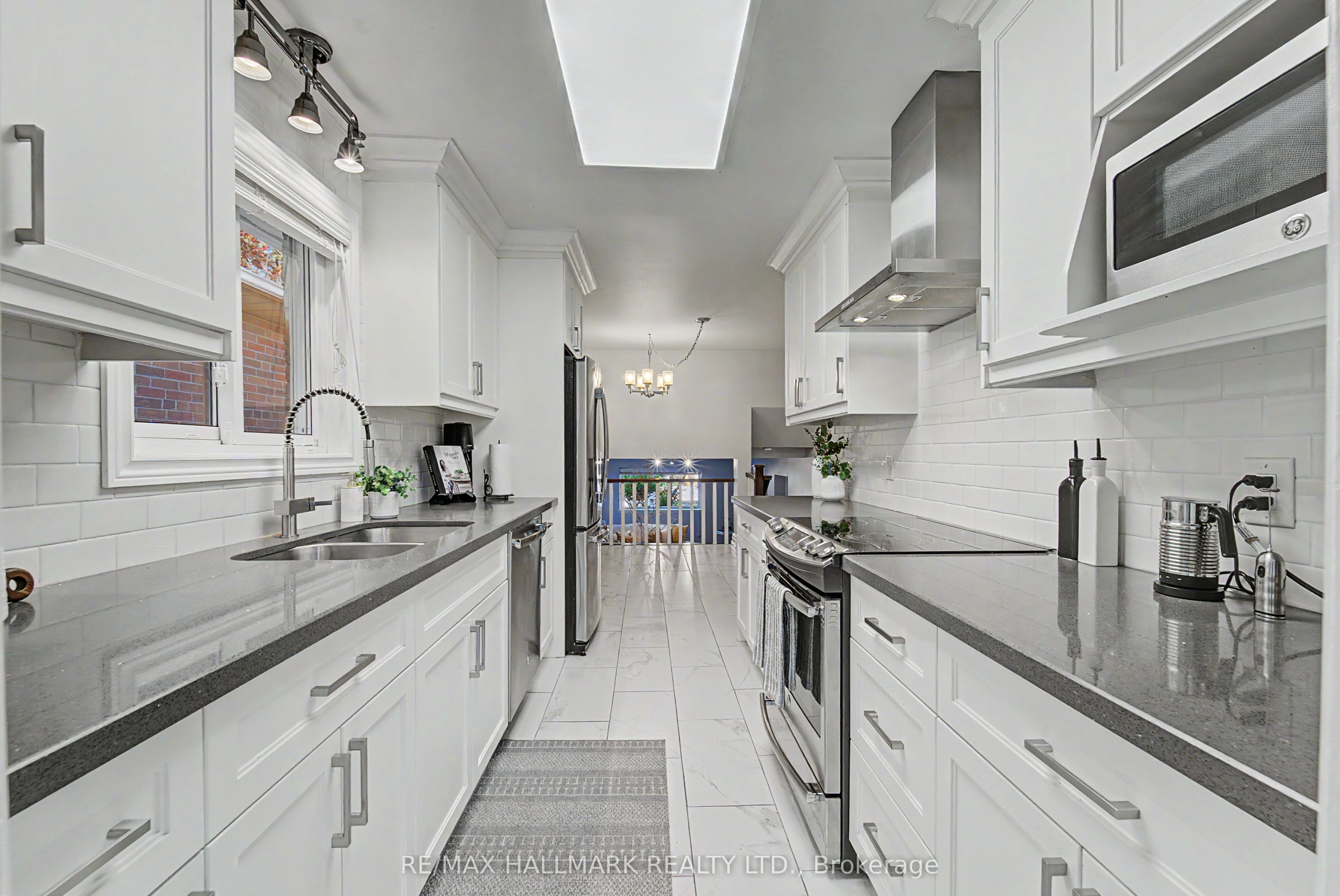 117 Clappison Boulevard Property Photo 8