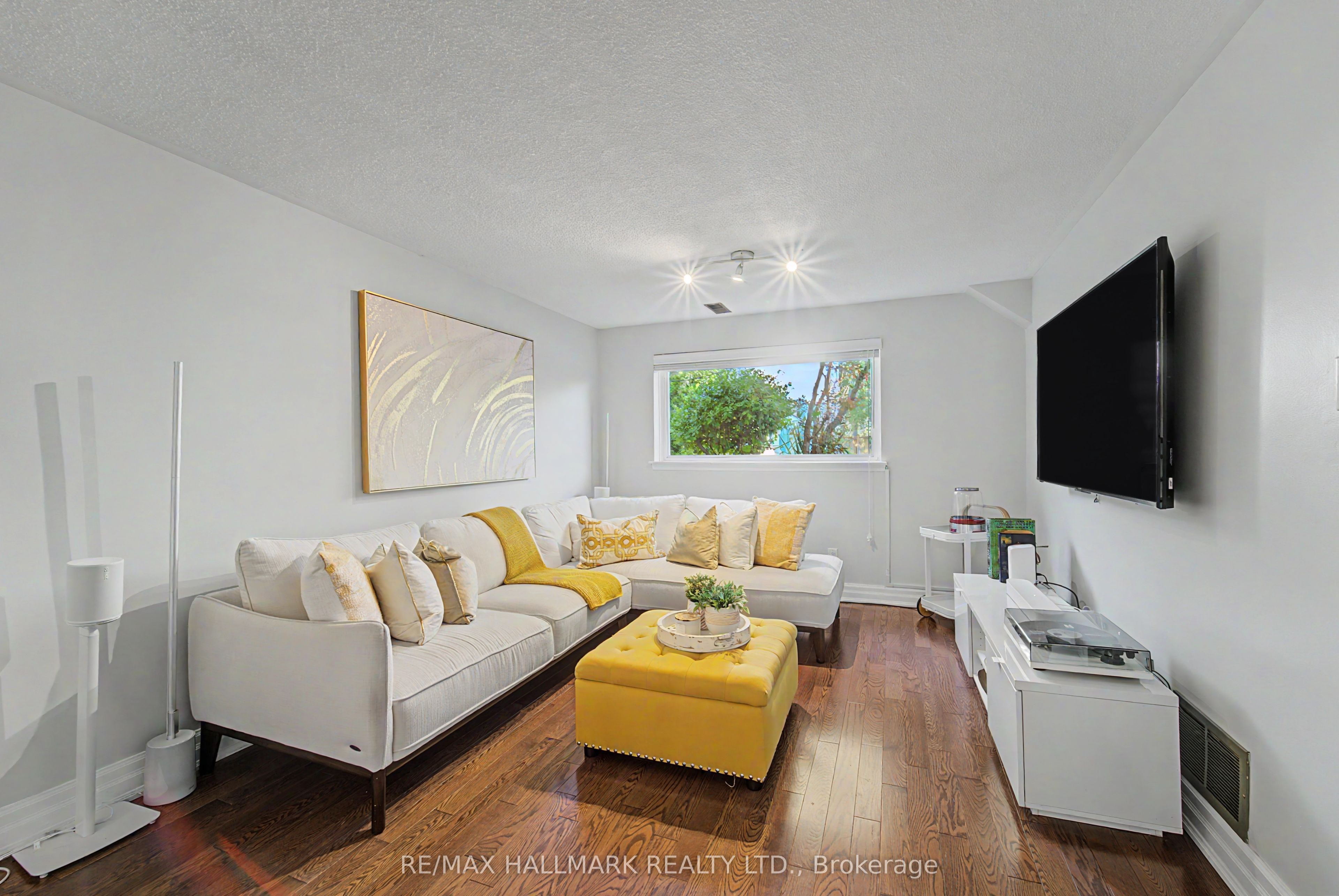 117 Clappison Boulevard Property Photo 14