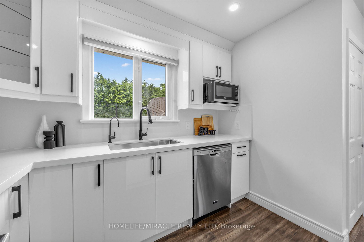 509 Beurling Avenue Property Photo 15