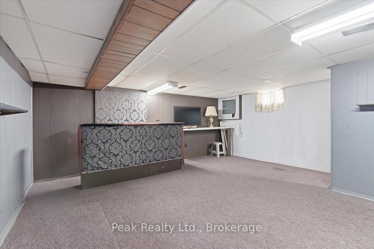 644 Perry Crescent Property Photo 26