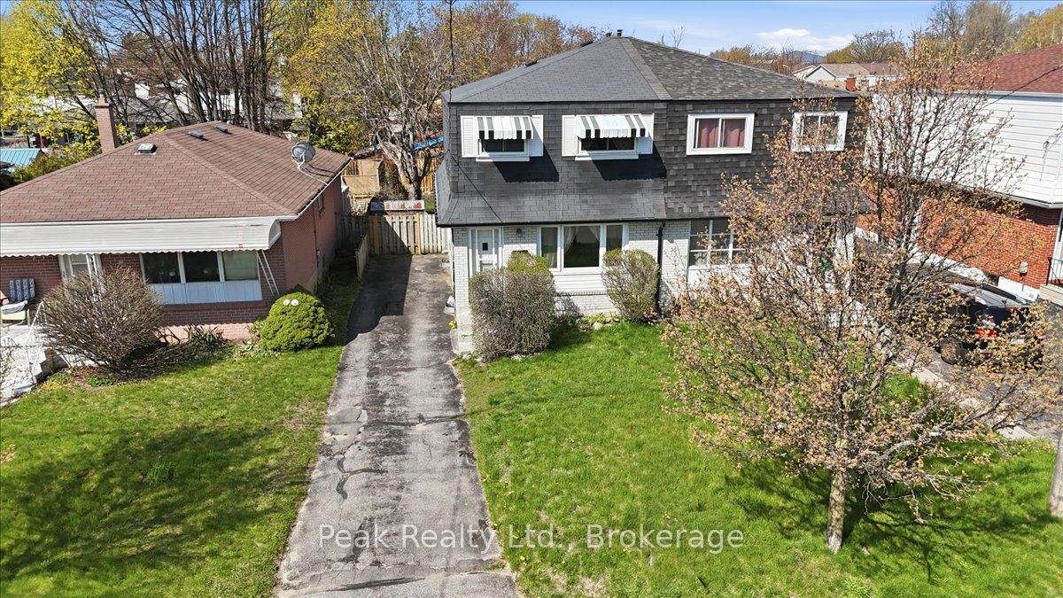 644 Perry Crescent Property Photo 39