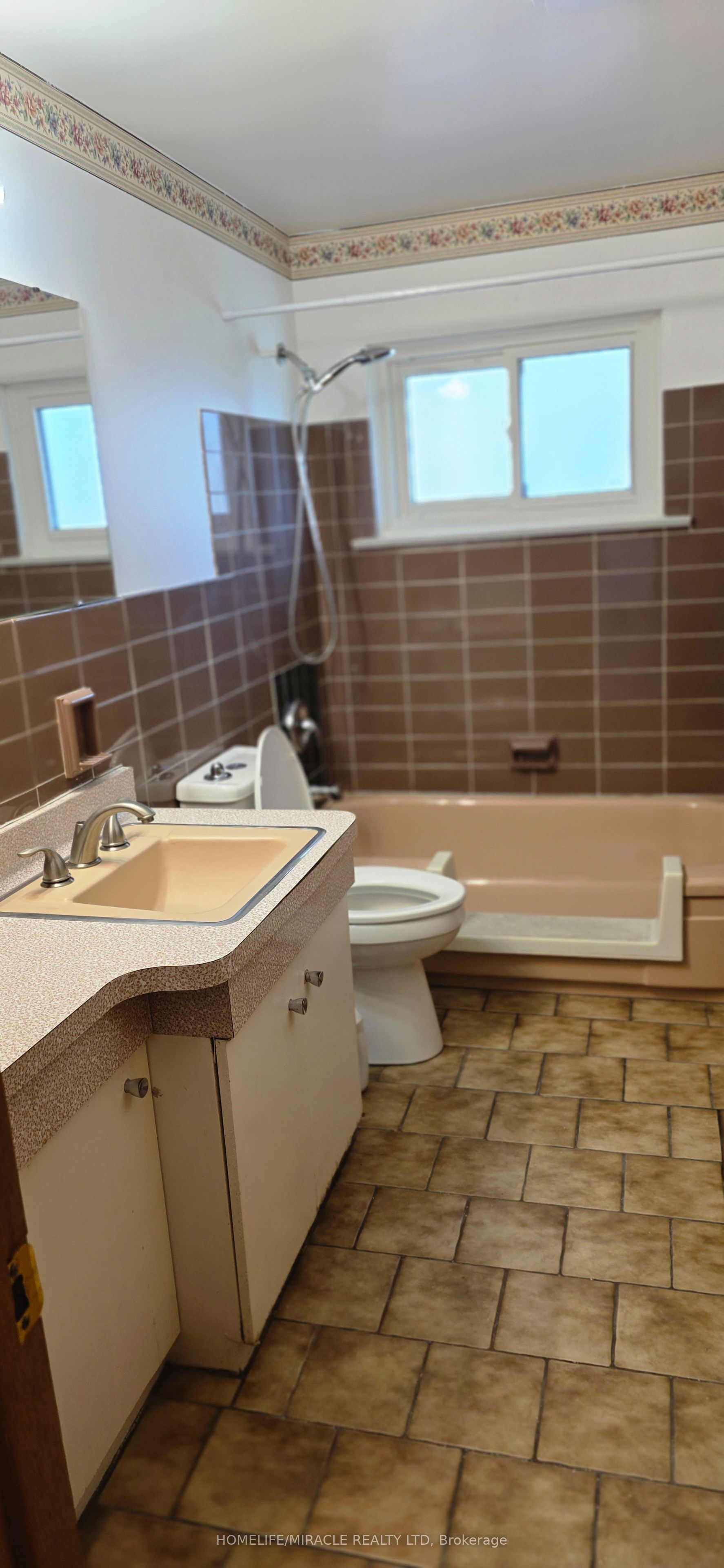 46 Cavehill Crescent Property Photo 14
