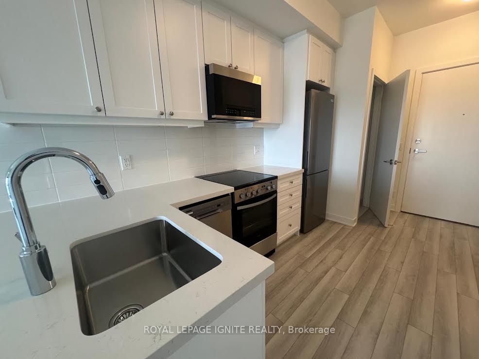 51 Clarington Boulevard 620 Property Photo 10