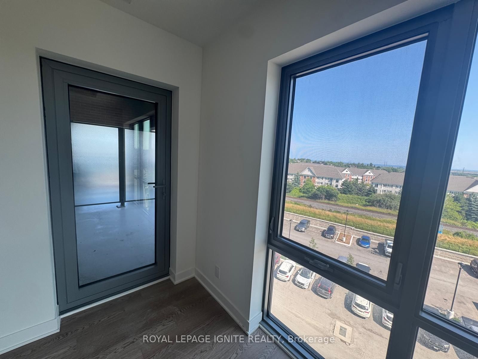 51 Clarington Boulevard 627 Property Photo 15