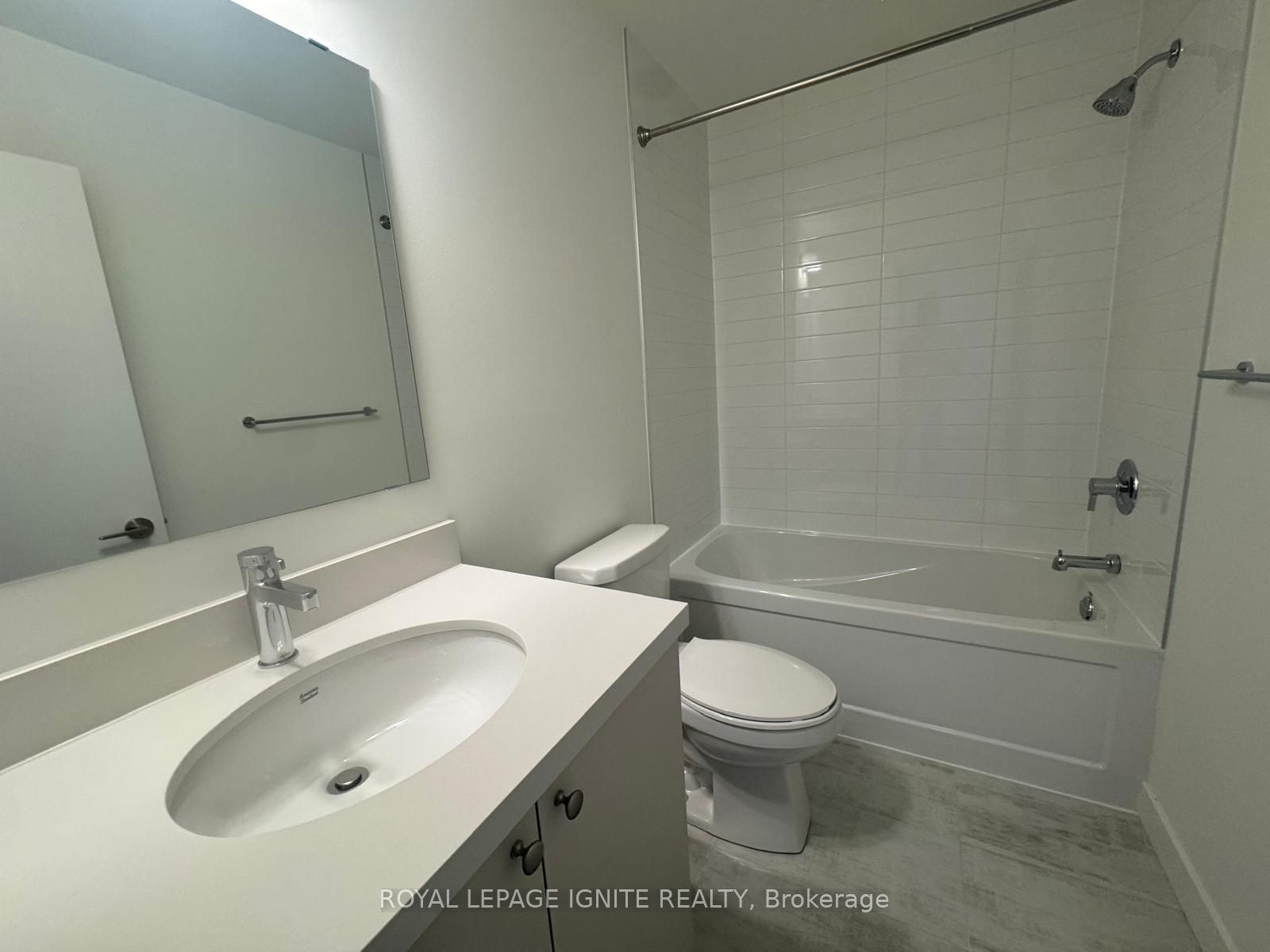 51 Clarington Boulevard 627 Property Photo 17