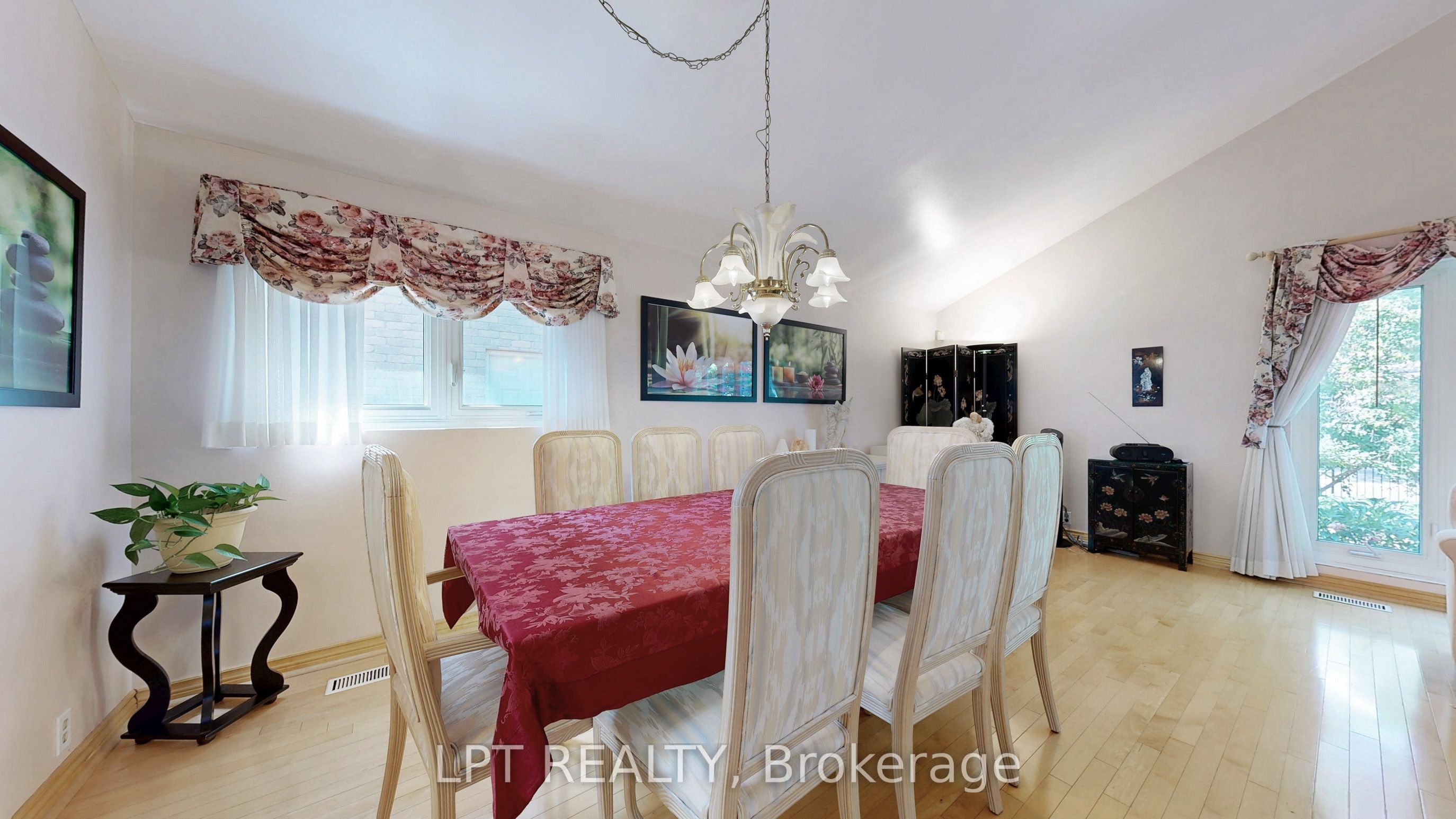 6 Abbottswood Road Property Photo 7