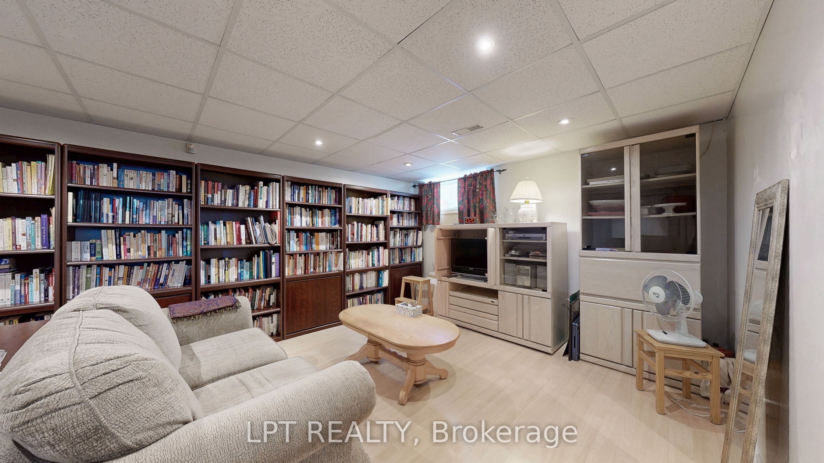 6 Abbottswood Road Property Photo 34