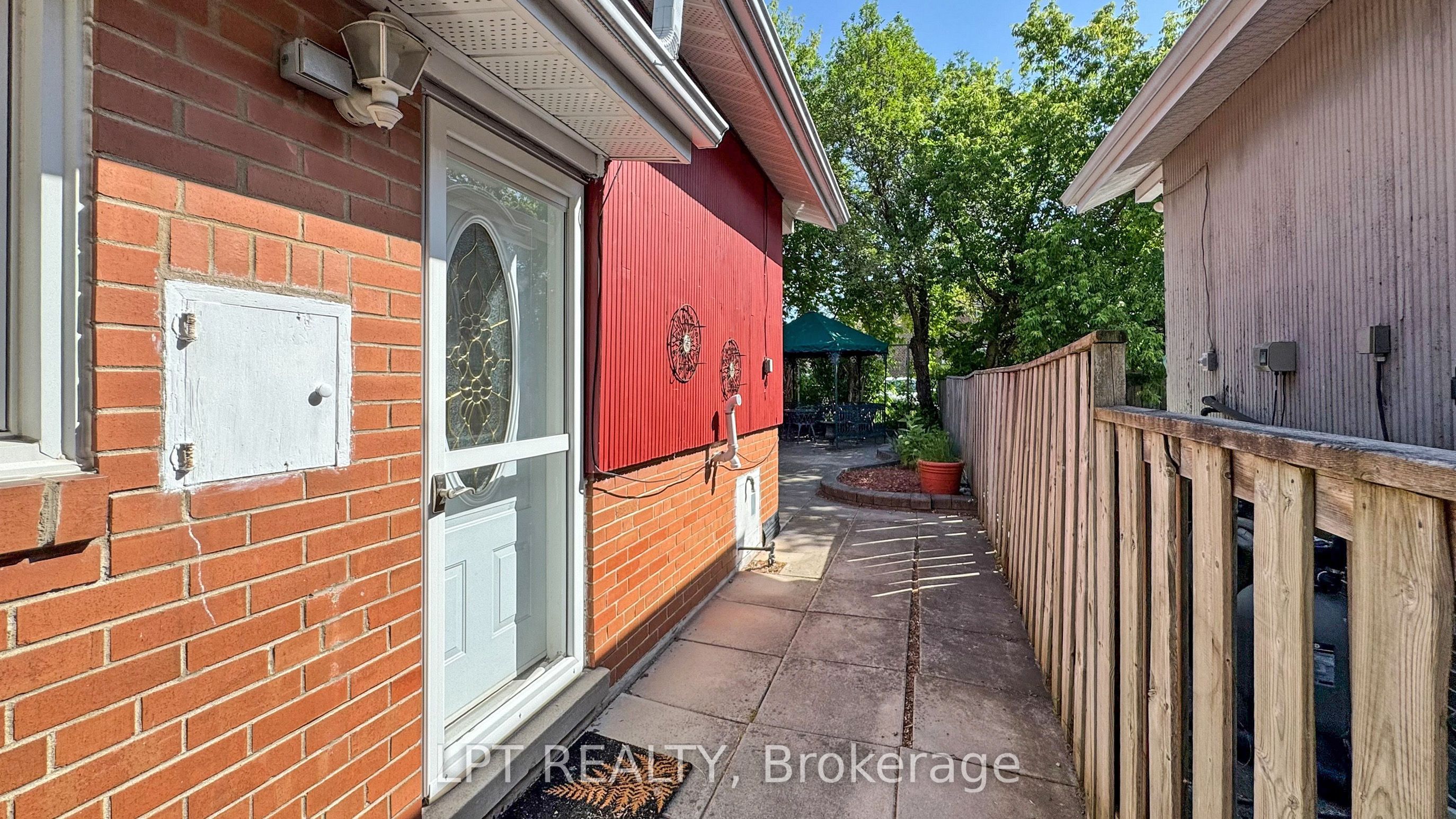 6 Abbottswood Road Property Photo 44