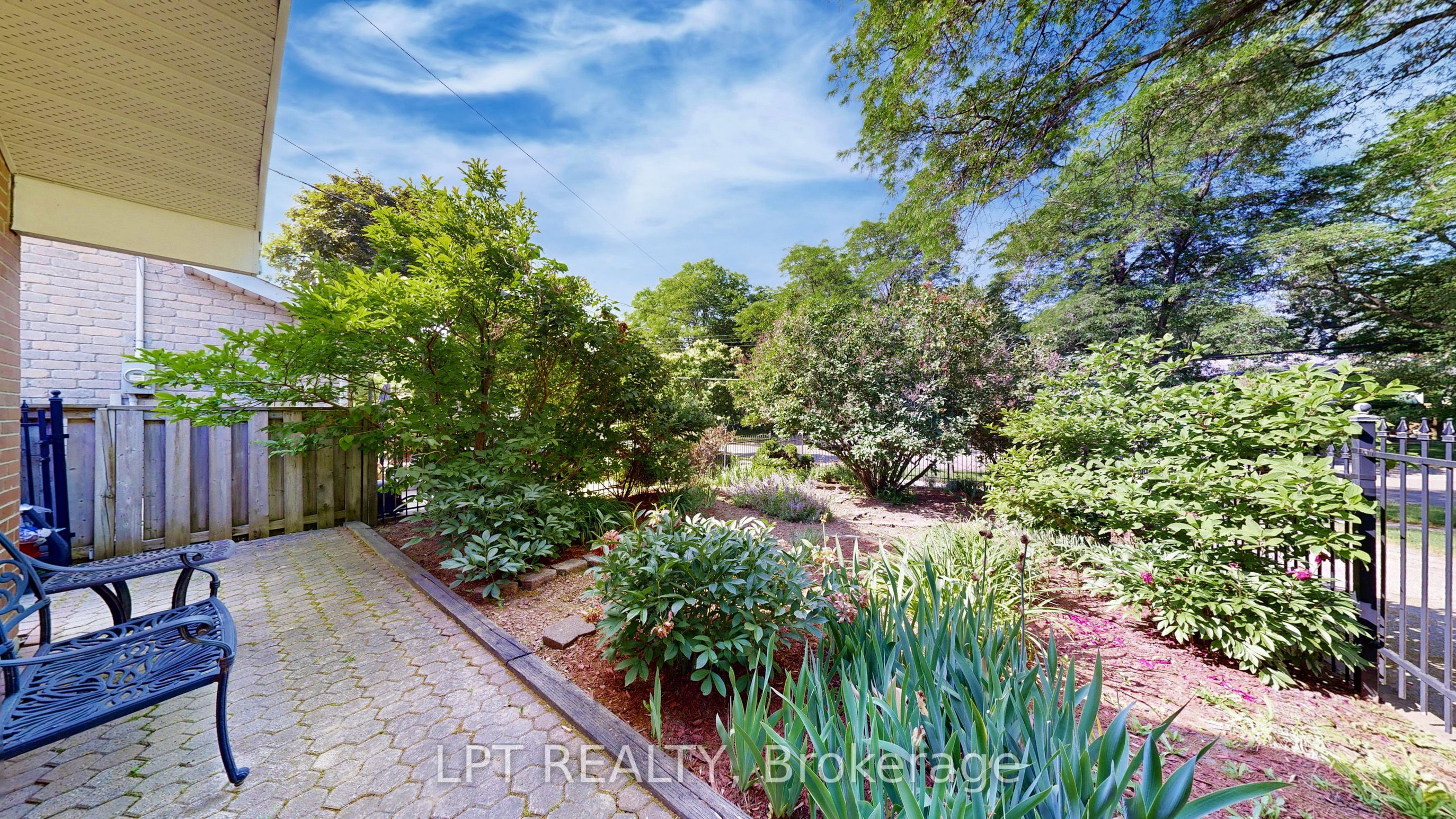 6 Abbottswood Road Property Photo 45