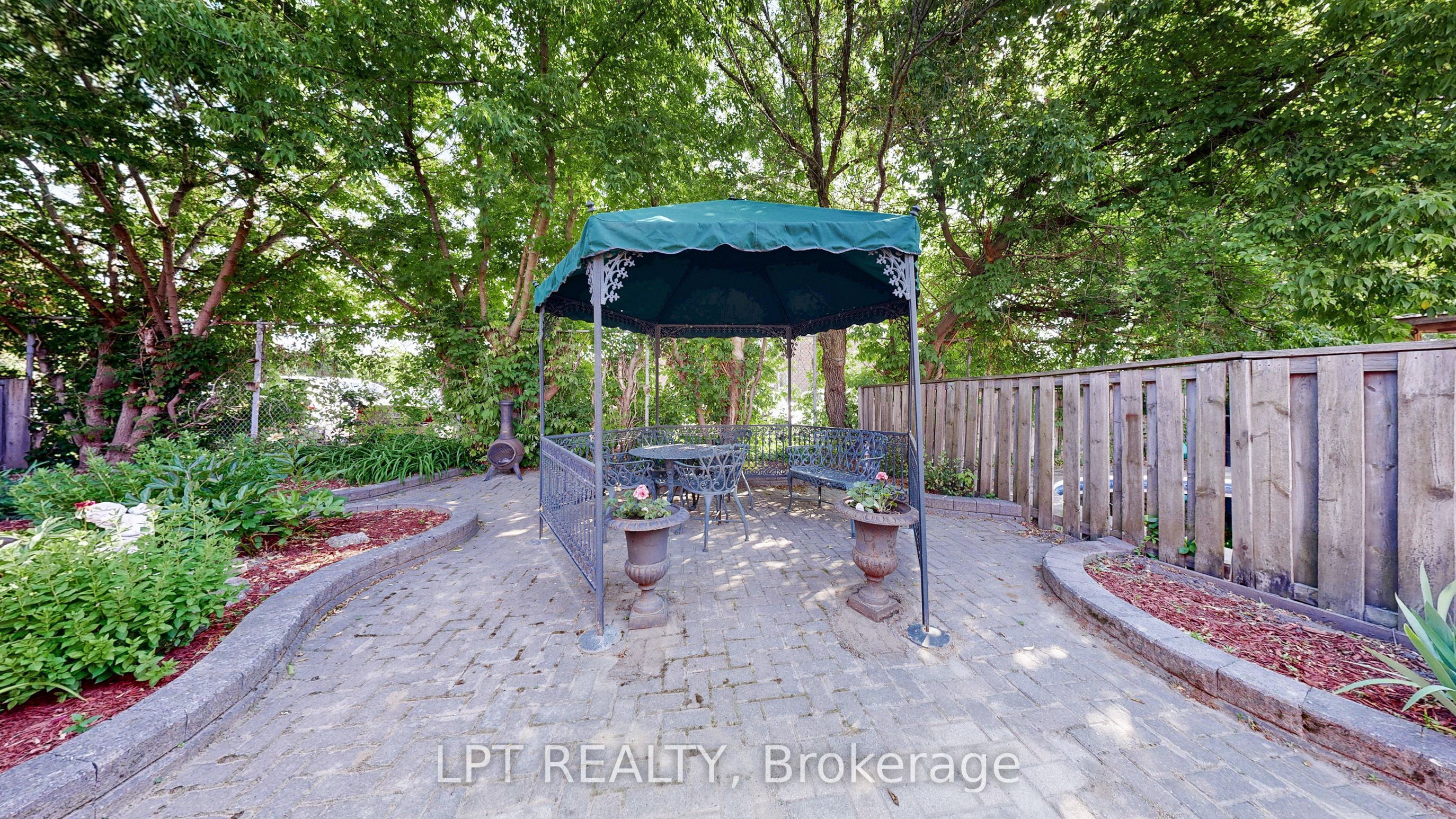 6 Abbottswood Road Property Photo 46