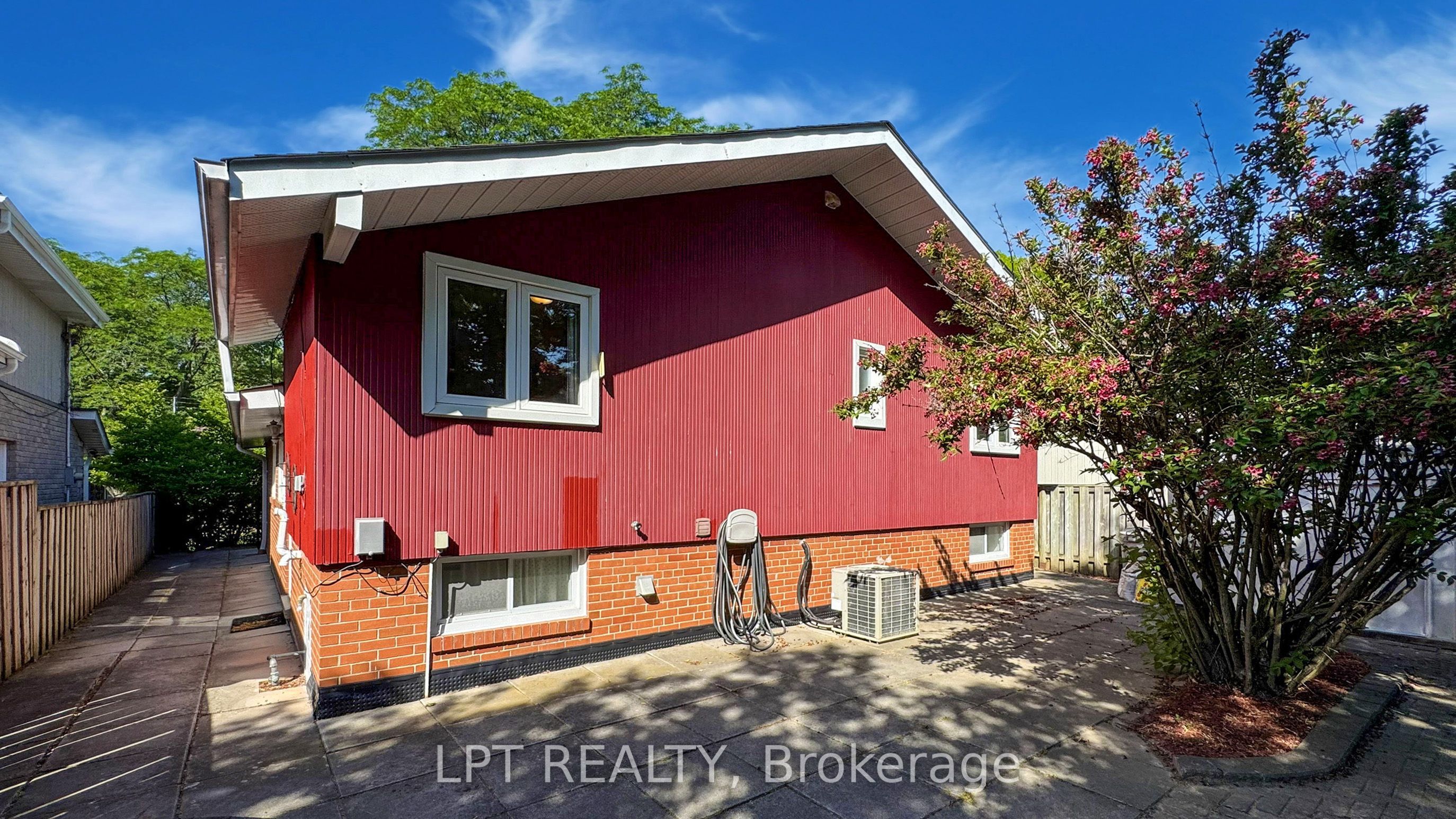 6 Abbottswood Road Property Photo 47