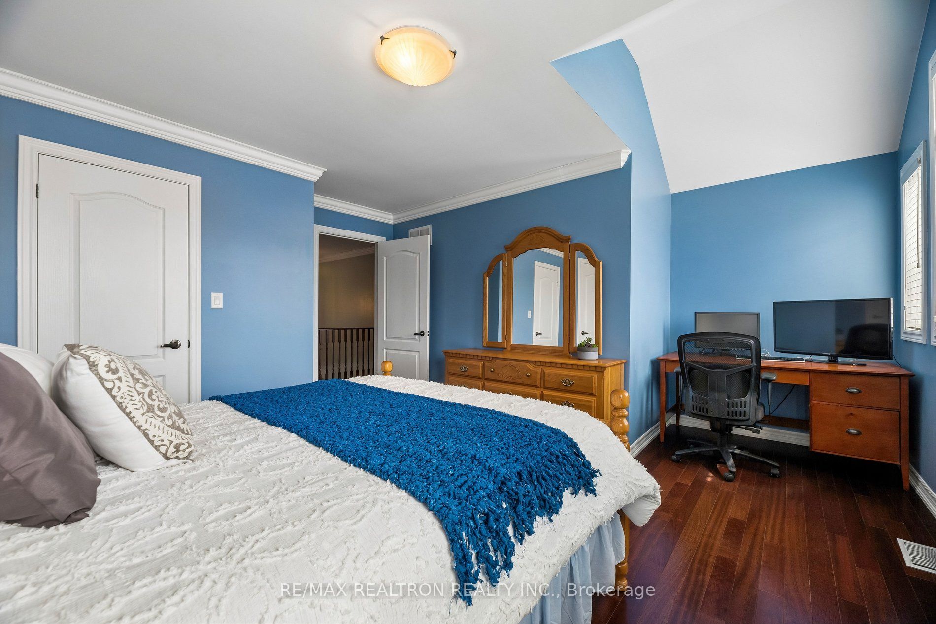 12 Promenade Drive Property Photo 24