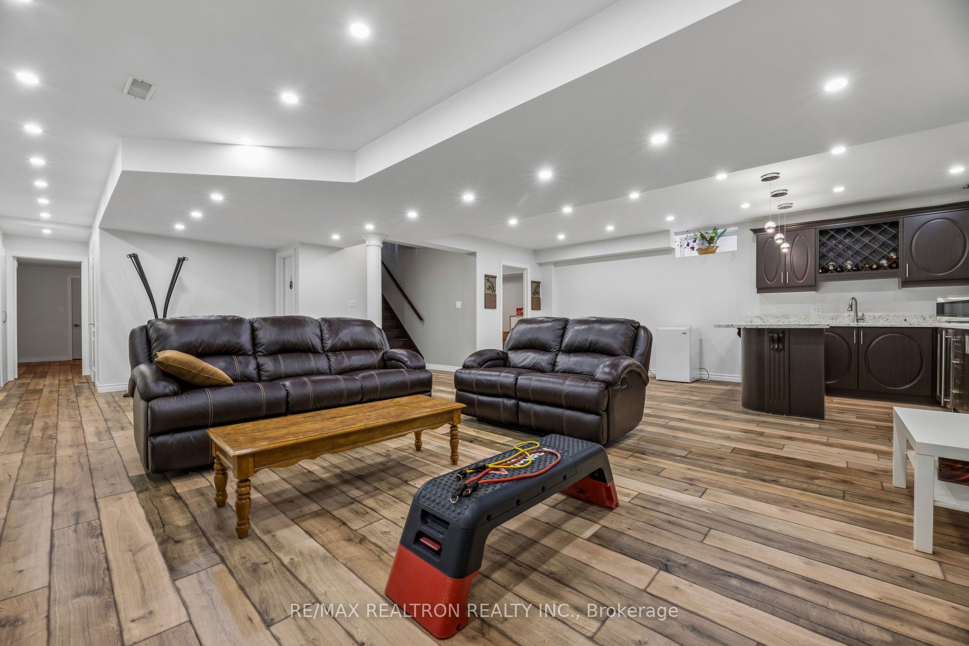 12 Promenade Drive Property Photo 28