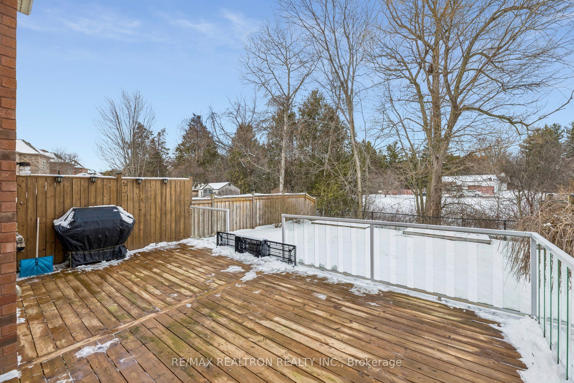 12 Promenade Drive Property Photo 37
