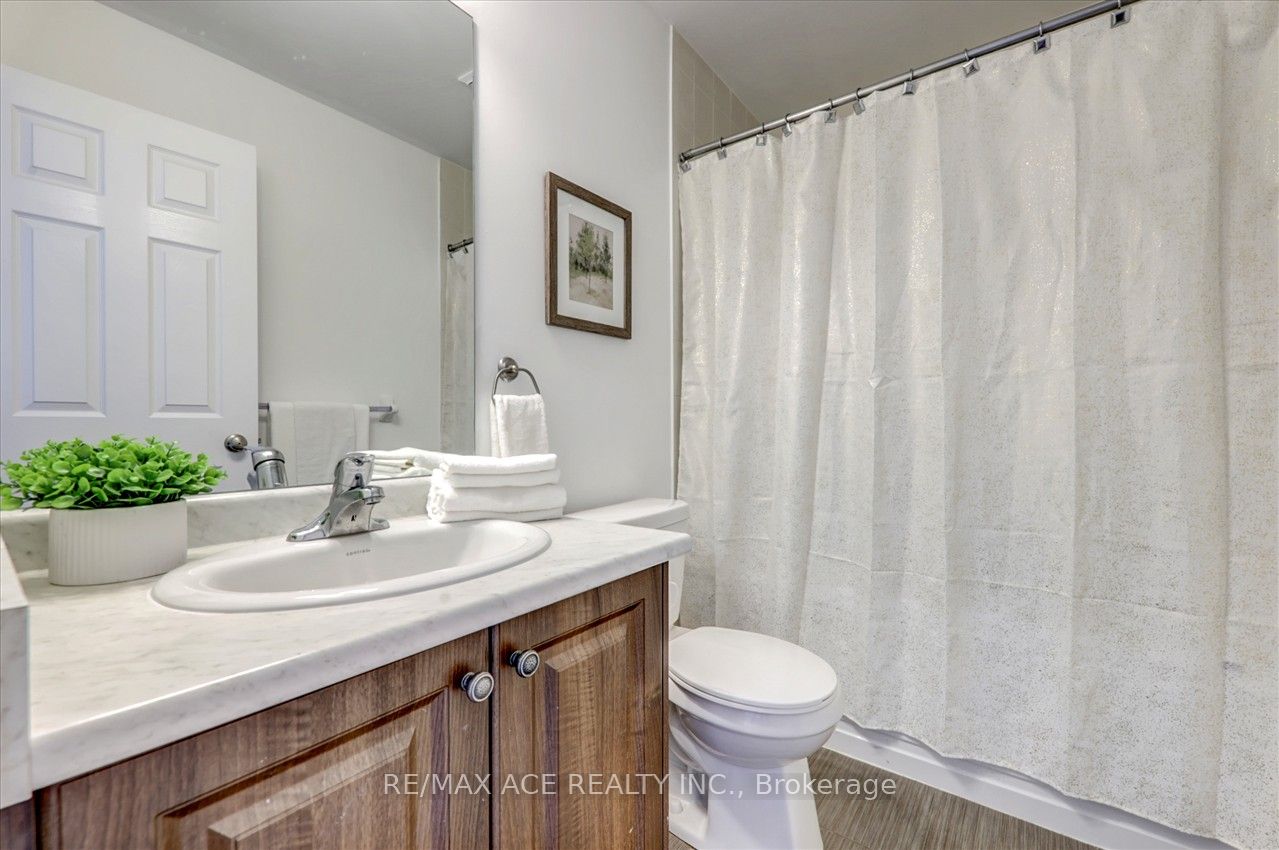 43 Kawneer Terrace Property Photo 27