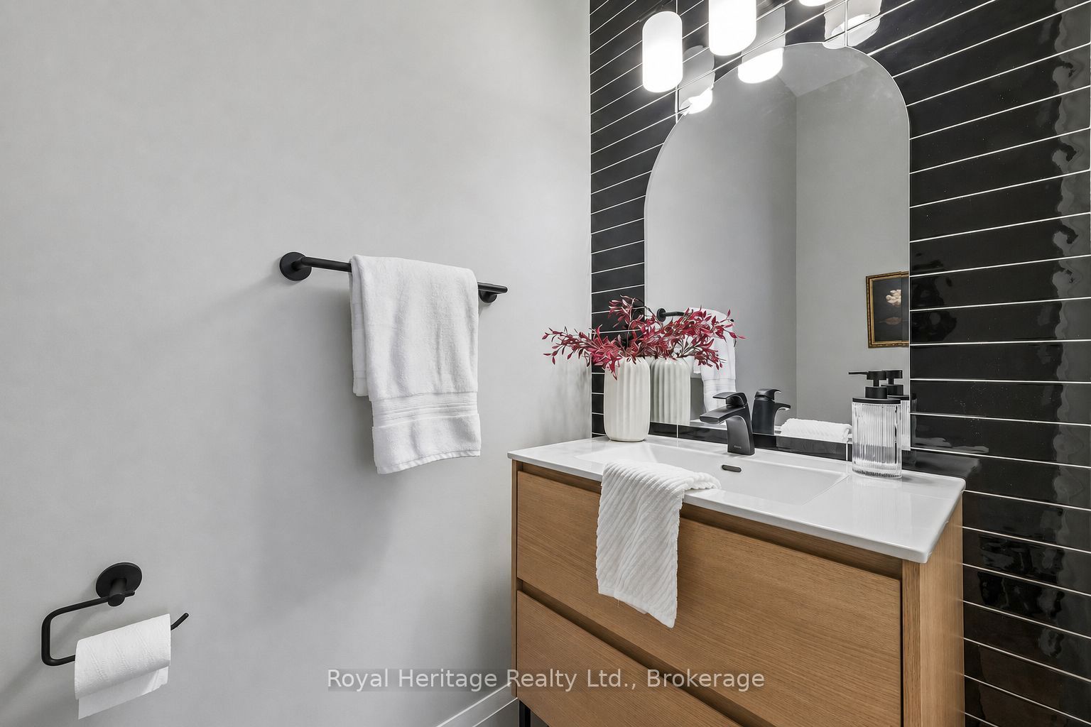 55 Harry Lee Crescent Property Photo 6