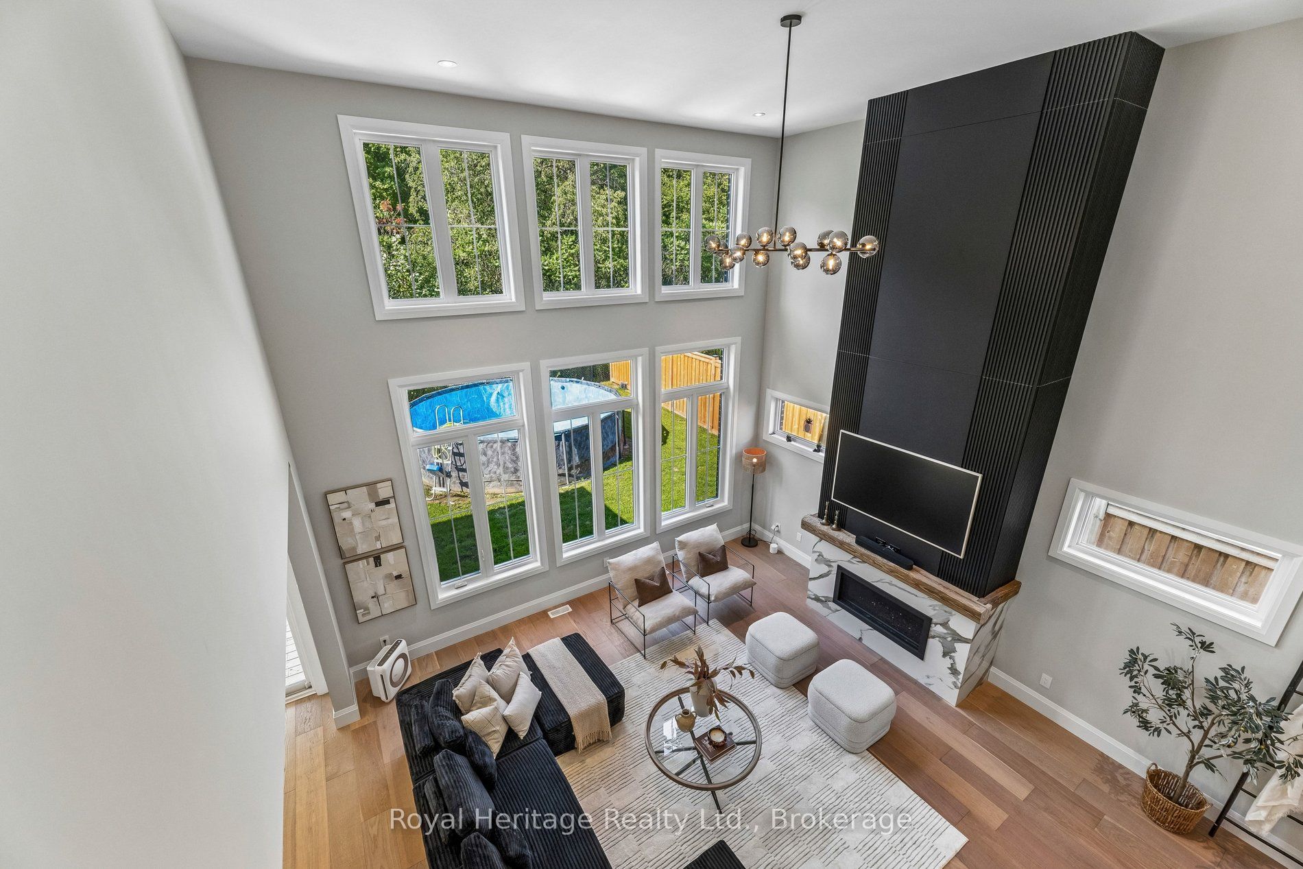 55 Harry Lee Crescent Property Photo 14