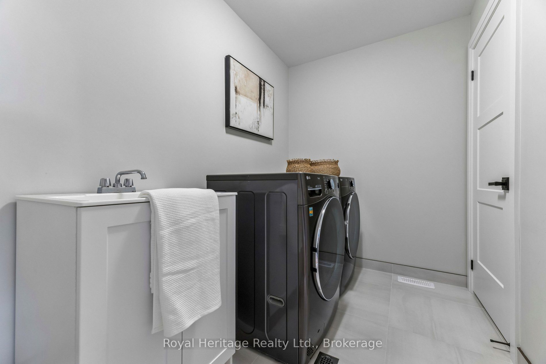 55 Harry Lee Crescent Property Photo 24