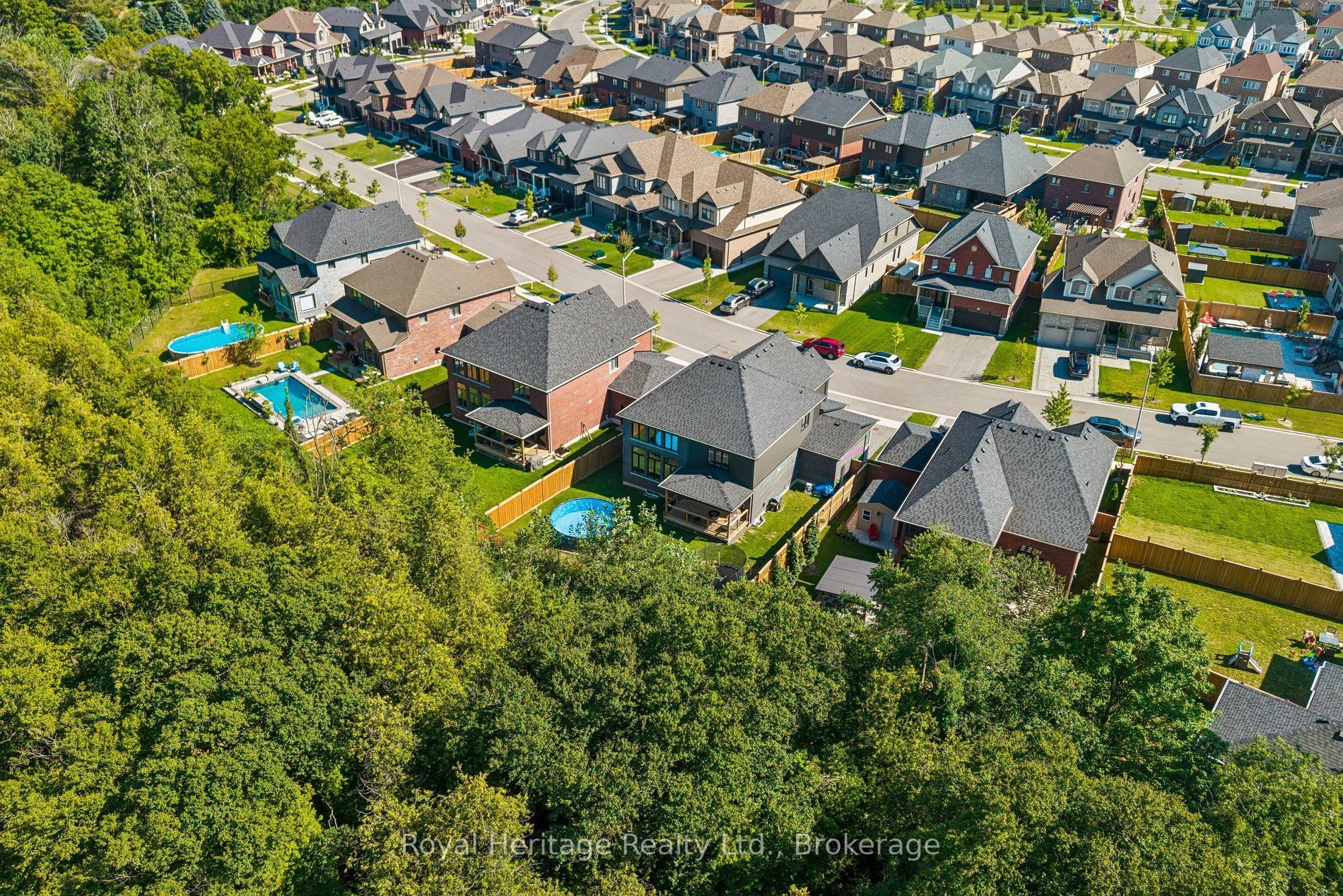 55 Harry Lee Crescent Property Photo 28