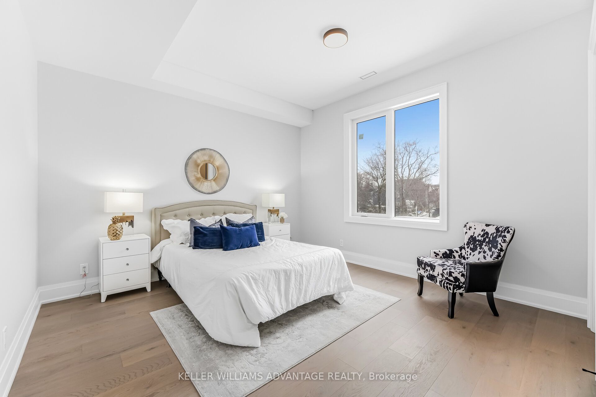 711 Hillview Crescent Property Photo 28