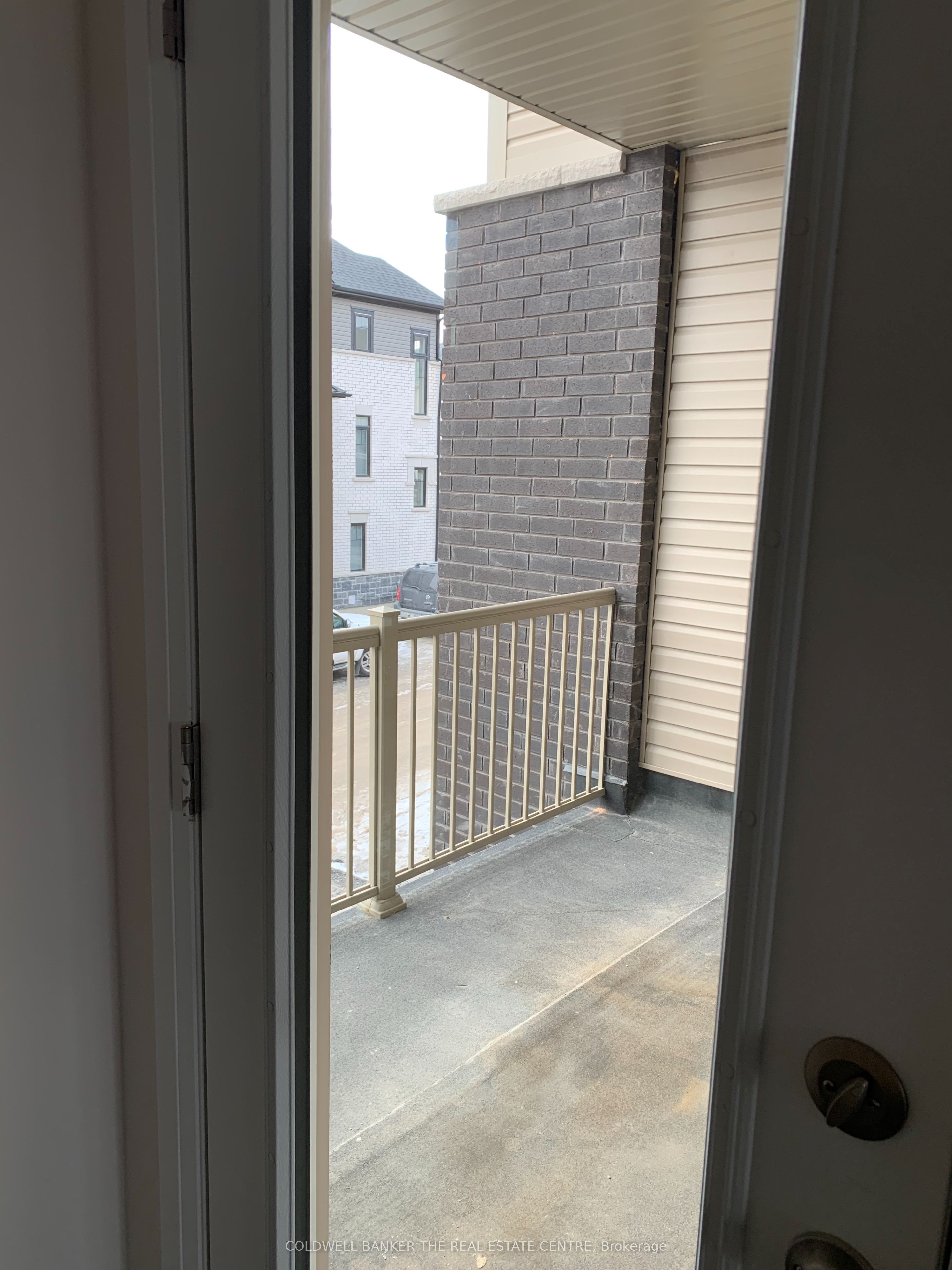 94 Ambereen Place Property Photo 7