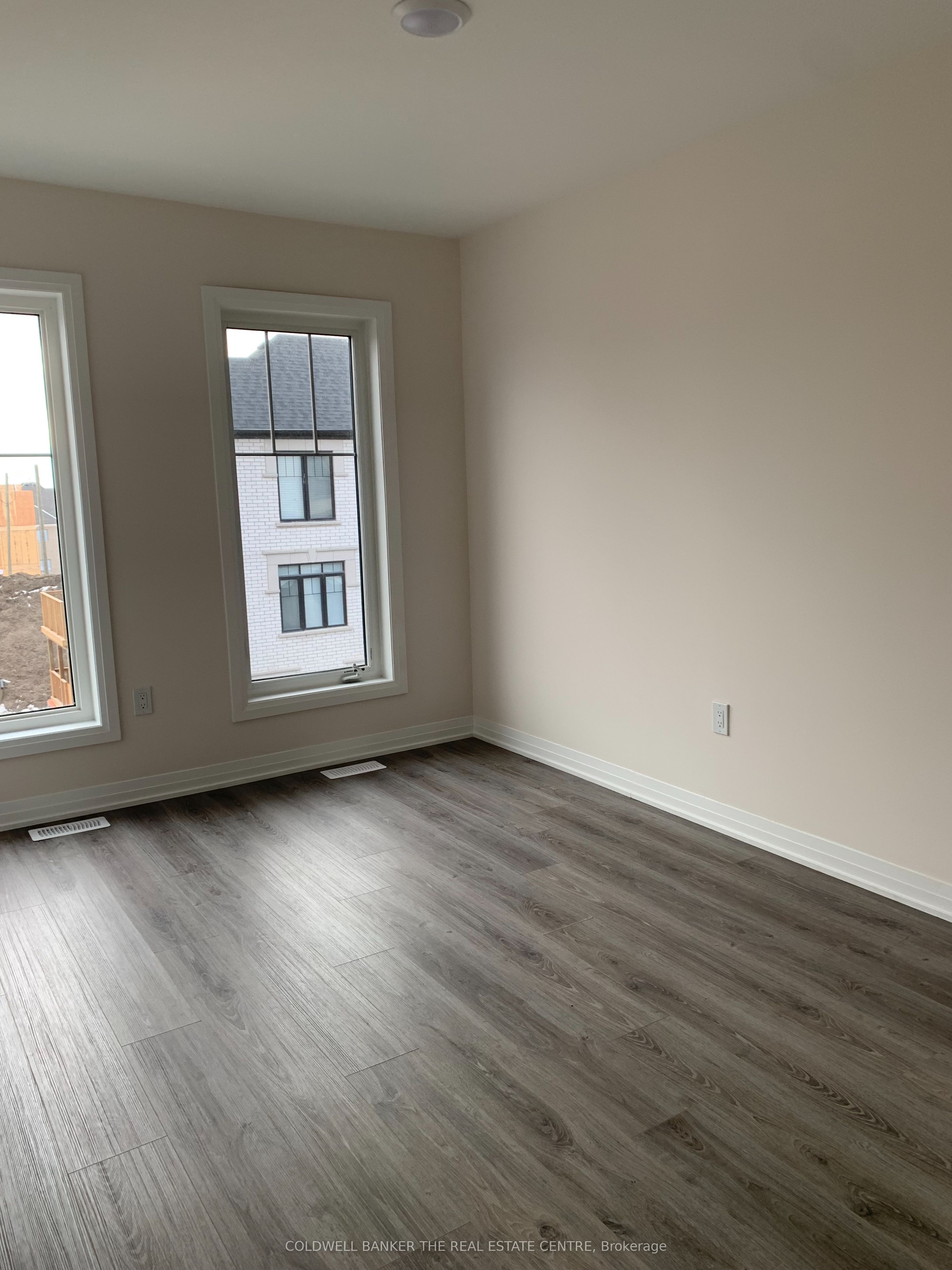 94 Ambereen Place Property Photo 10