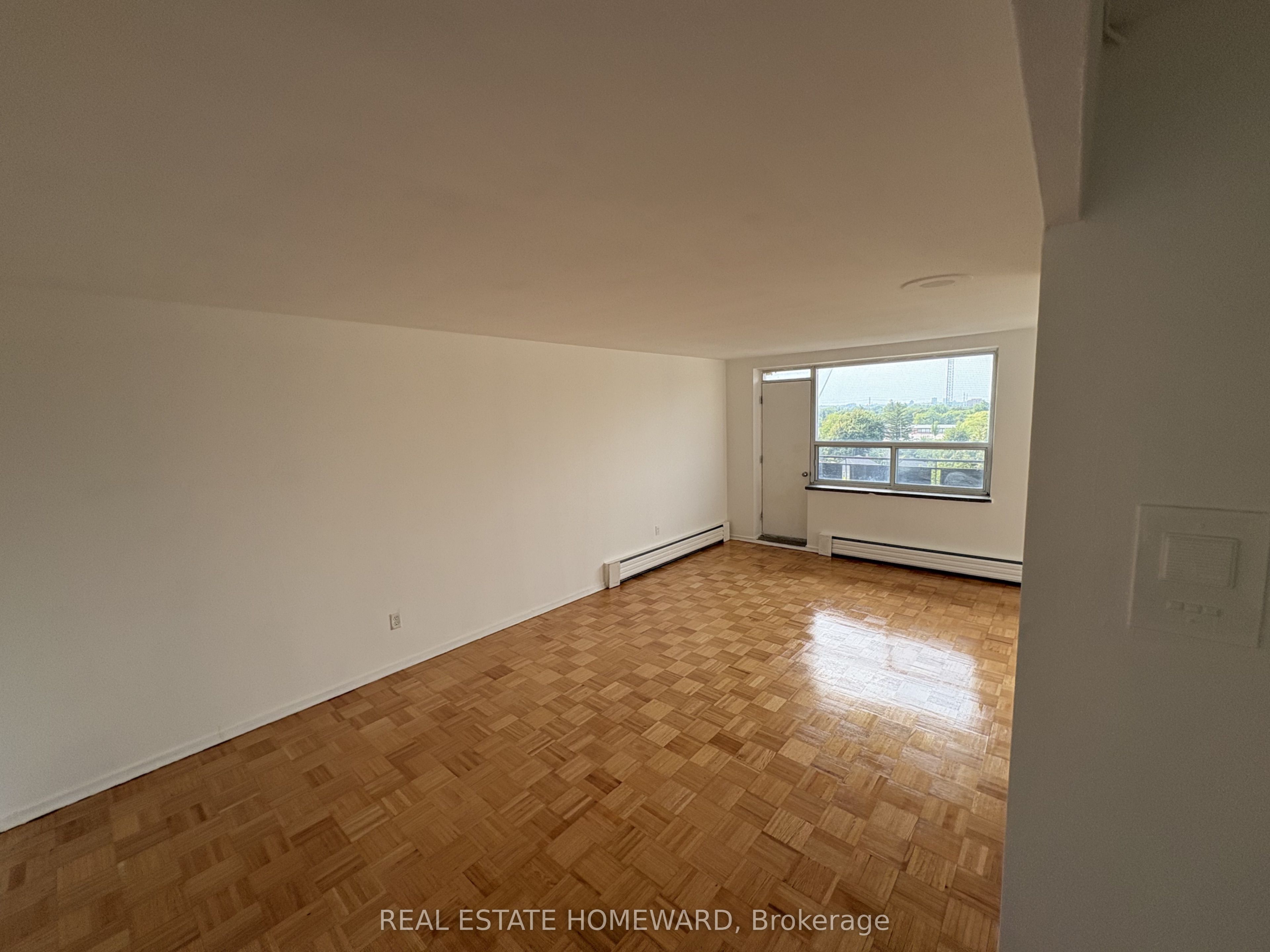 1765 Lawrence Avenue E 707 Property Photo 1