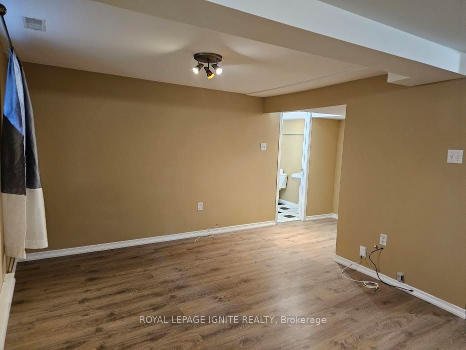 8 Mid Pines Road Bsmt Property Photo 2