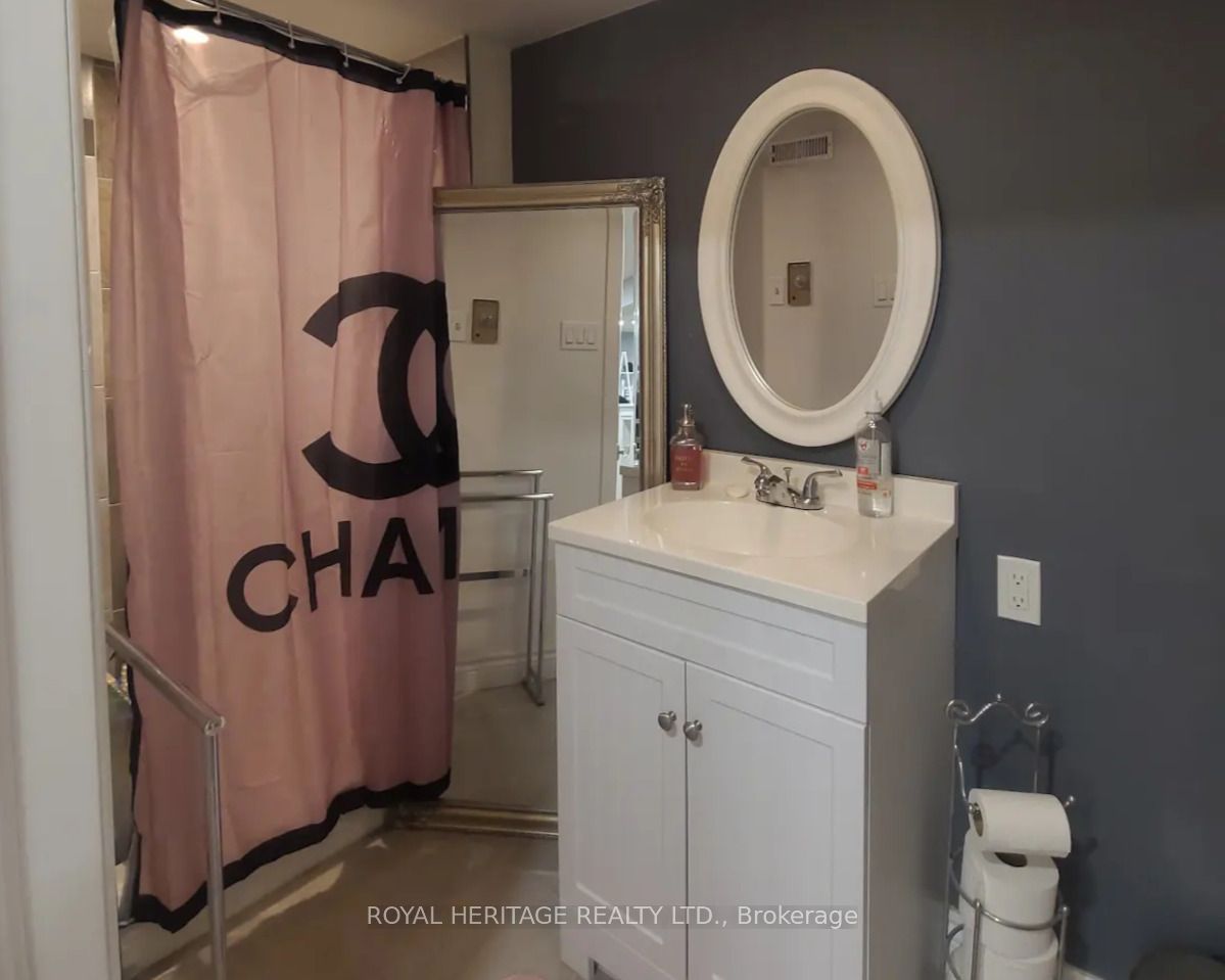 1221 Fieldstone Circle Property Photo 33