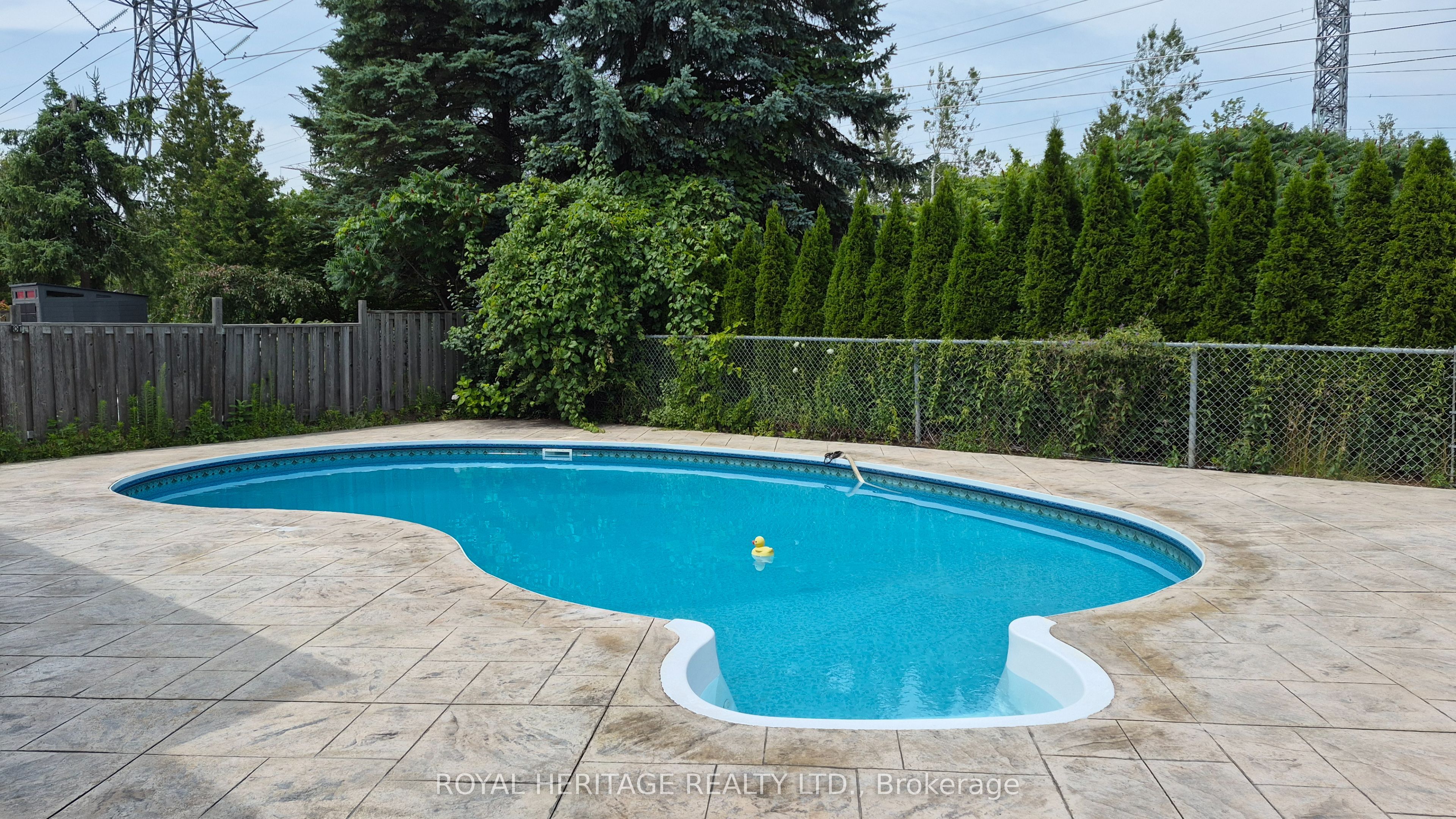 1221 Fieldstone Circle Property Photo 35