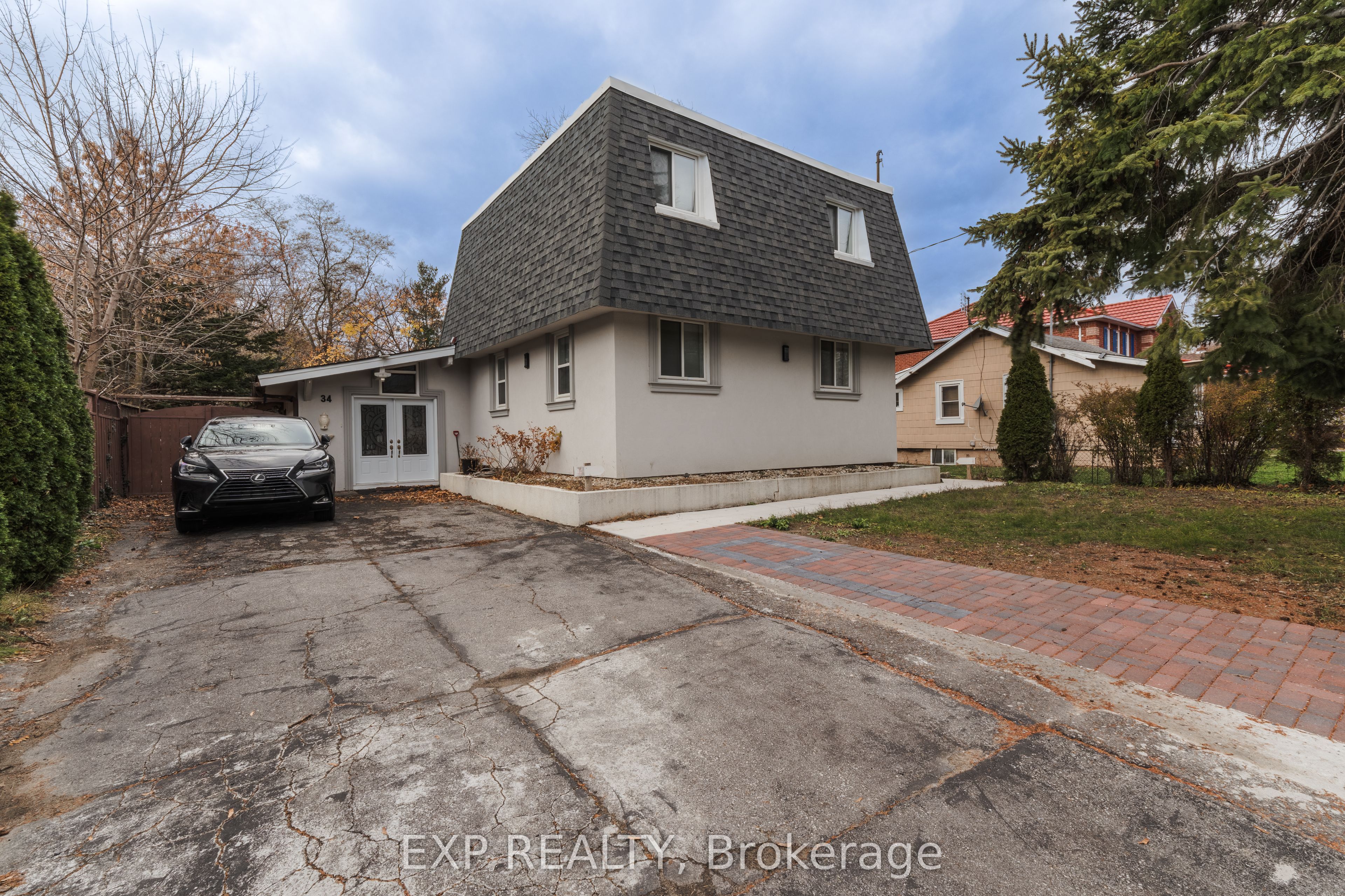 34 Rodda Boulevard Property Photo 1